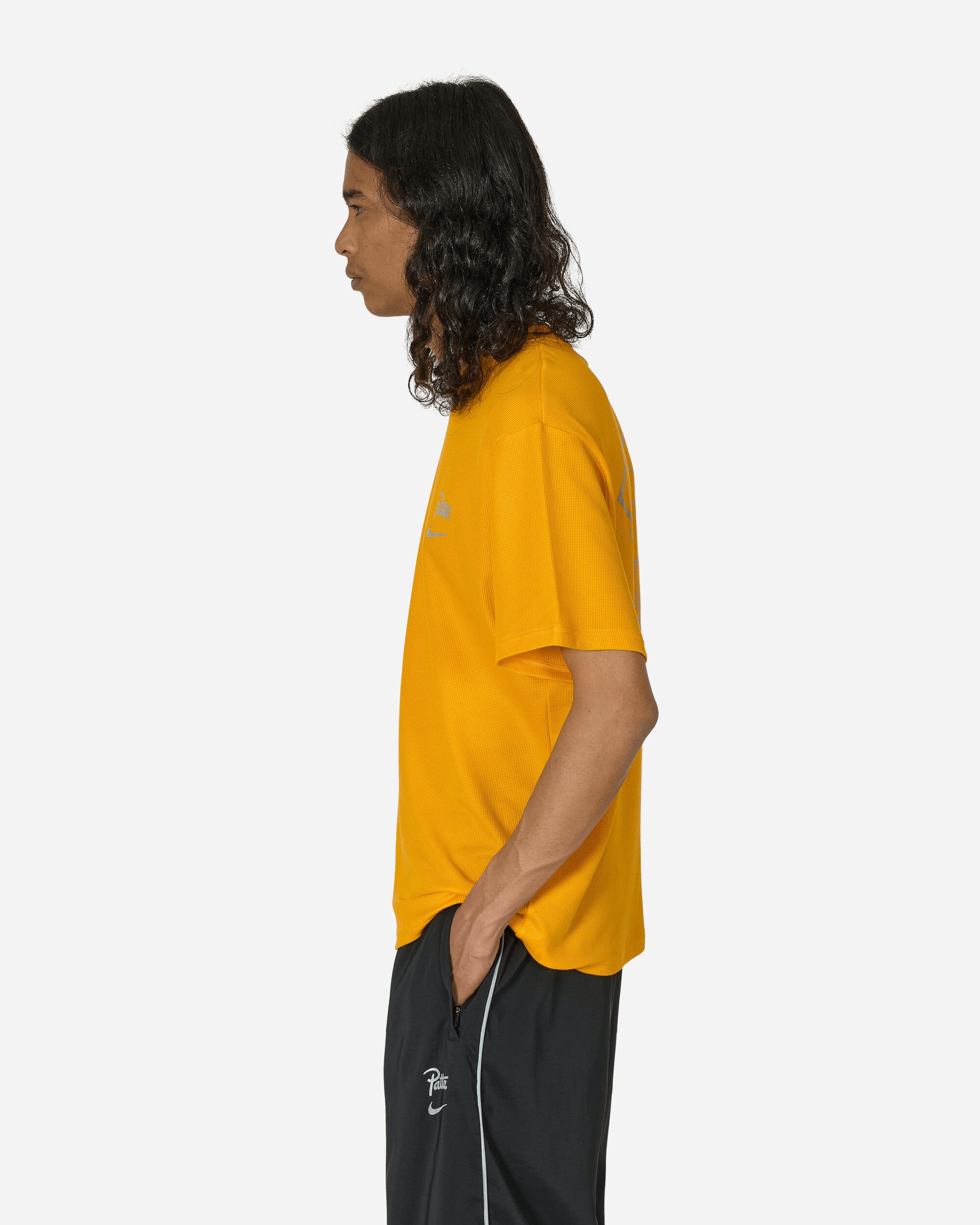 Patta Running Team T-Shirt Sundial