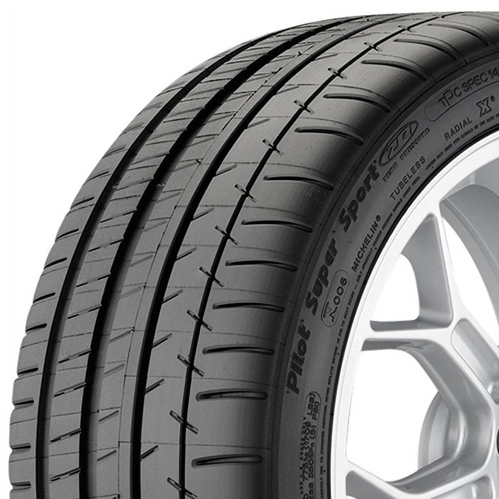 Michelin Pilot Super Sport Max Performance Tire P245/40ZR18 (93Y)