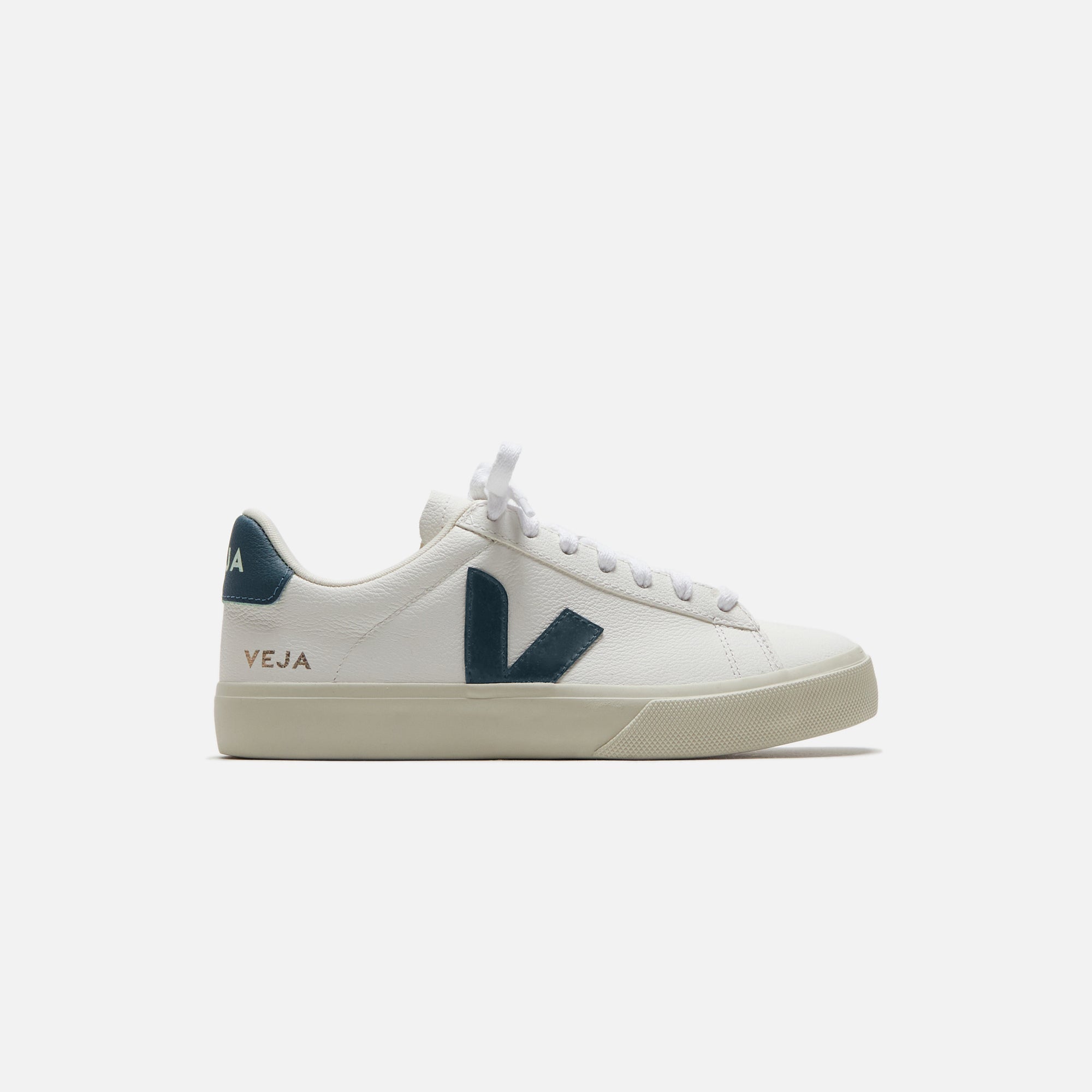 Veja Campo - Extra White / California