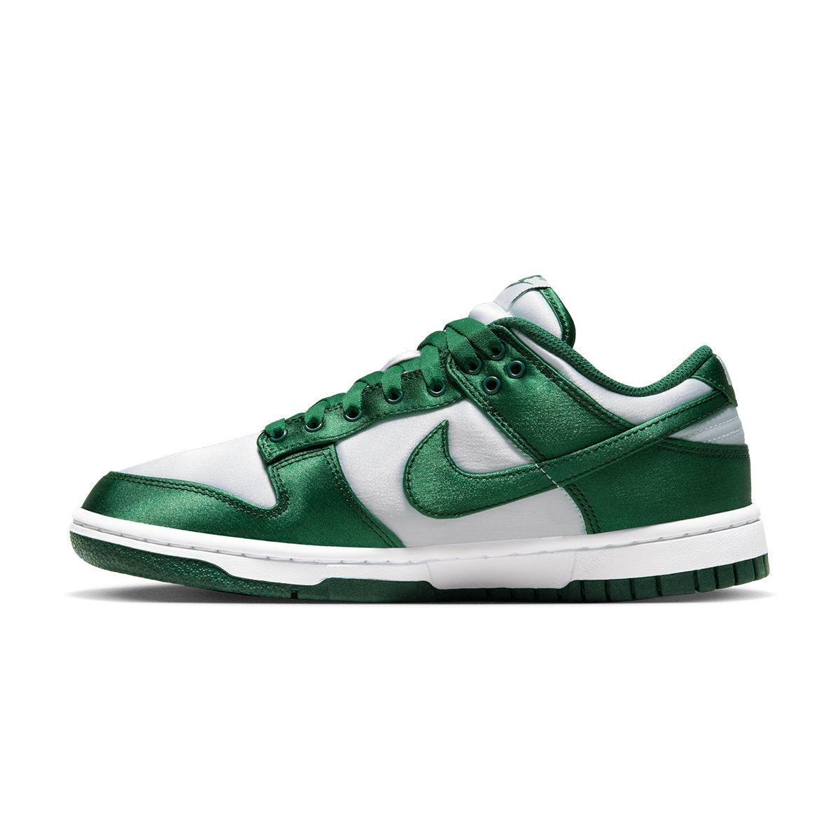 Wmns Dunk Low Essential 'Satin Green'