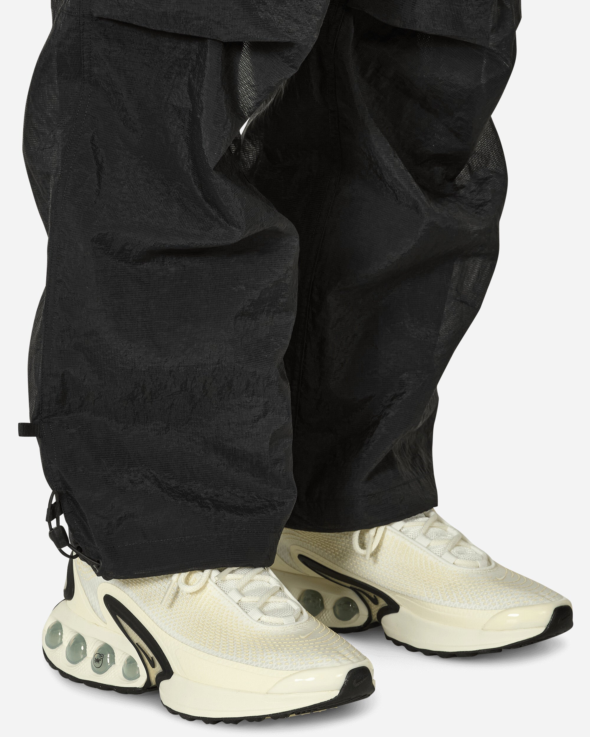 Tech Pack Woven Mesh Cargo Pants Black