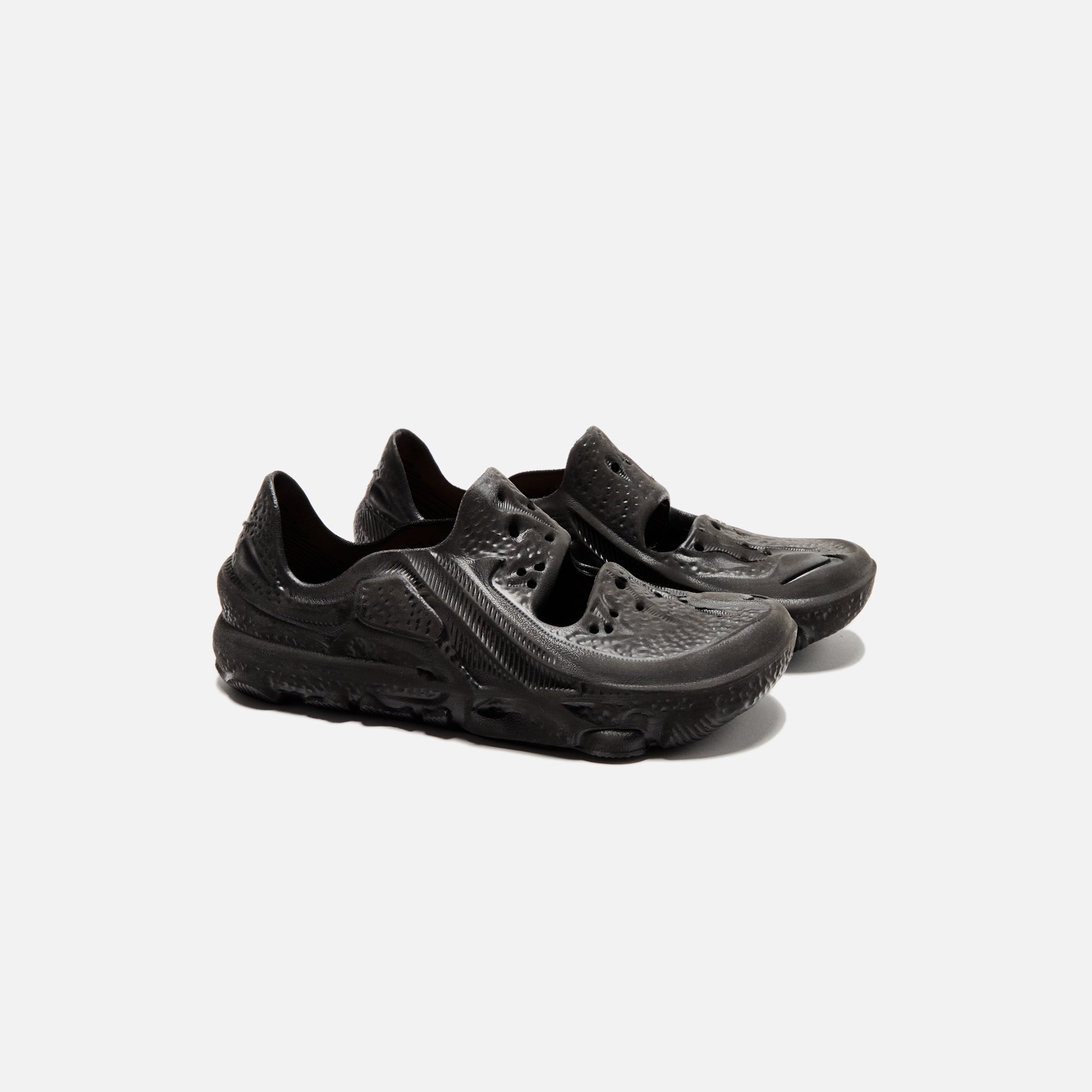 Nike ISPA Universal - Black / Black