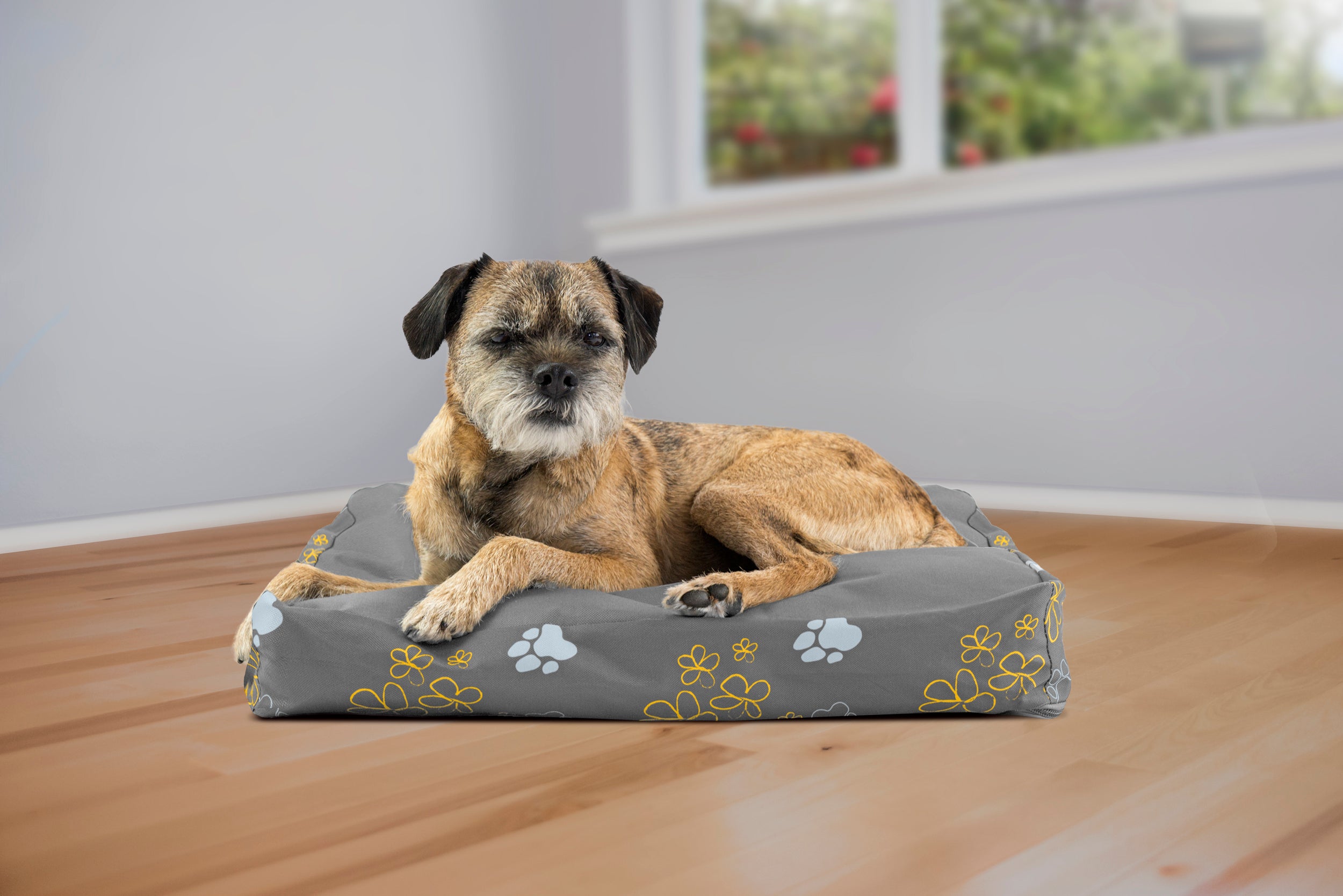 FurHaven Pet Dog Bed | Deluxe Indoor/Outdoor Garden Pillow Pet Bed for Dogs and Cats， Iron Gate， Small