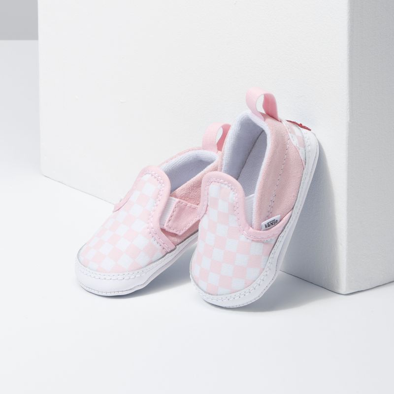 Infant Checkerboard Slip-On V Crib