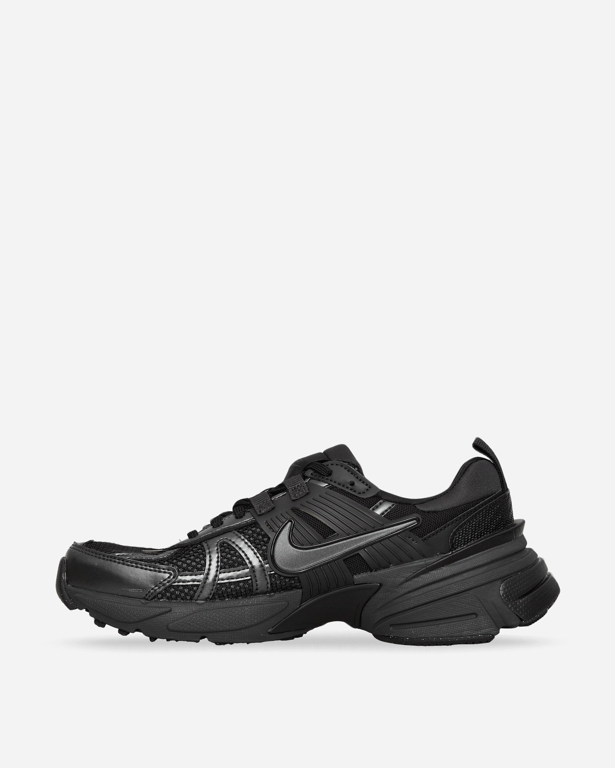 WMNS V2K Run Sneakers Black / Dark Smoke Grey