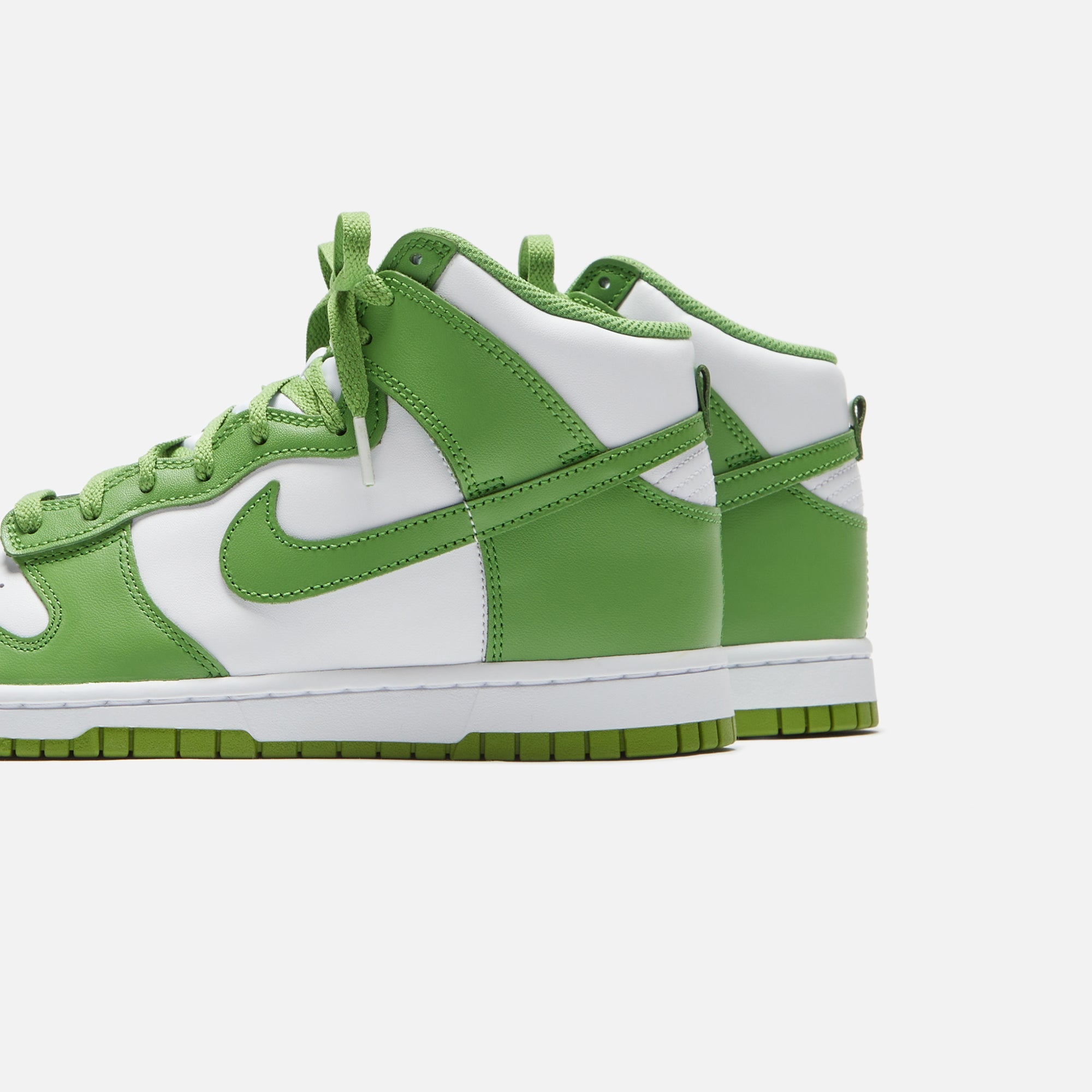 Nike Dunk High Retro - White / Chlorophyll / White