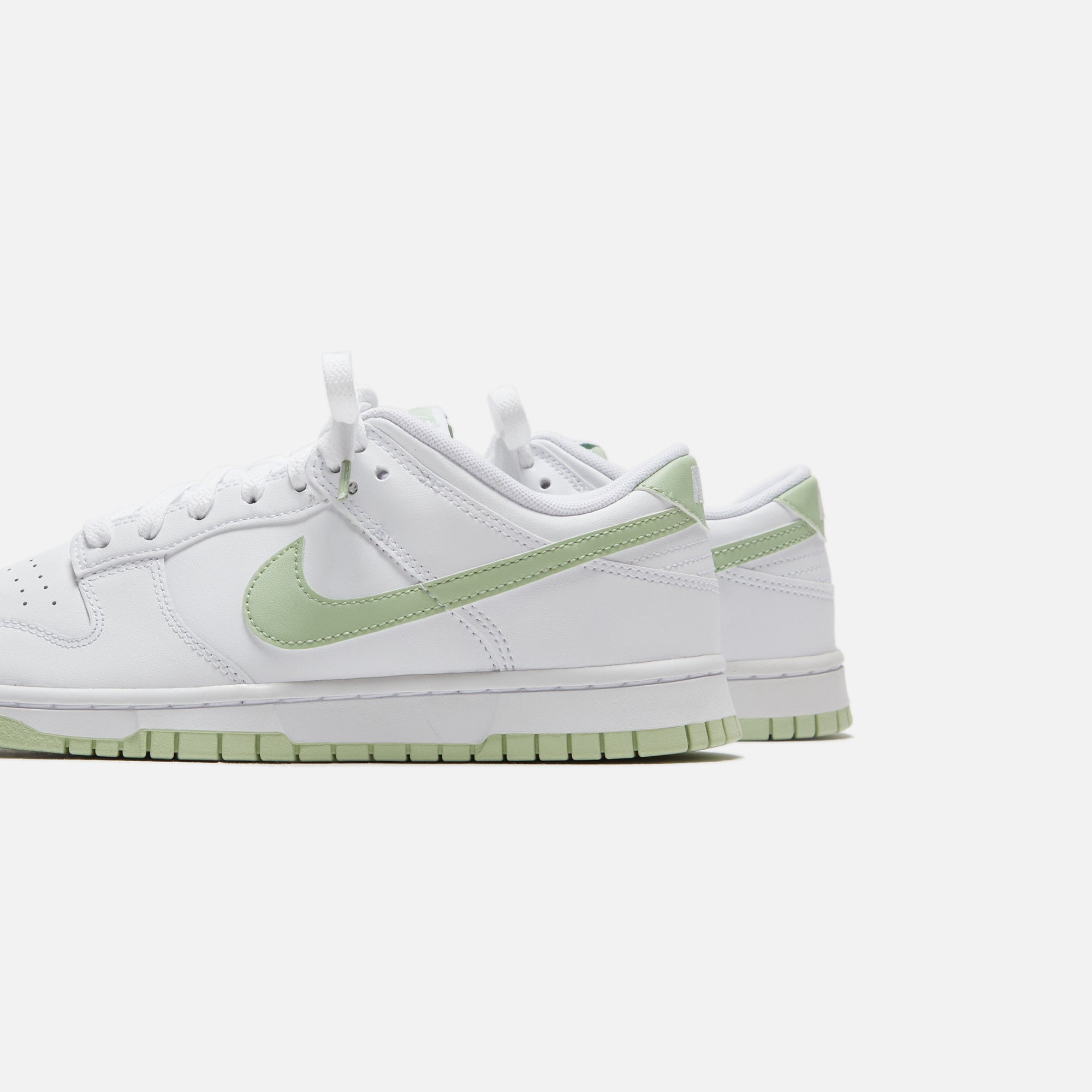 Nike Dunk Low Retro - White / Honeydew