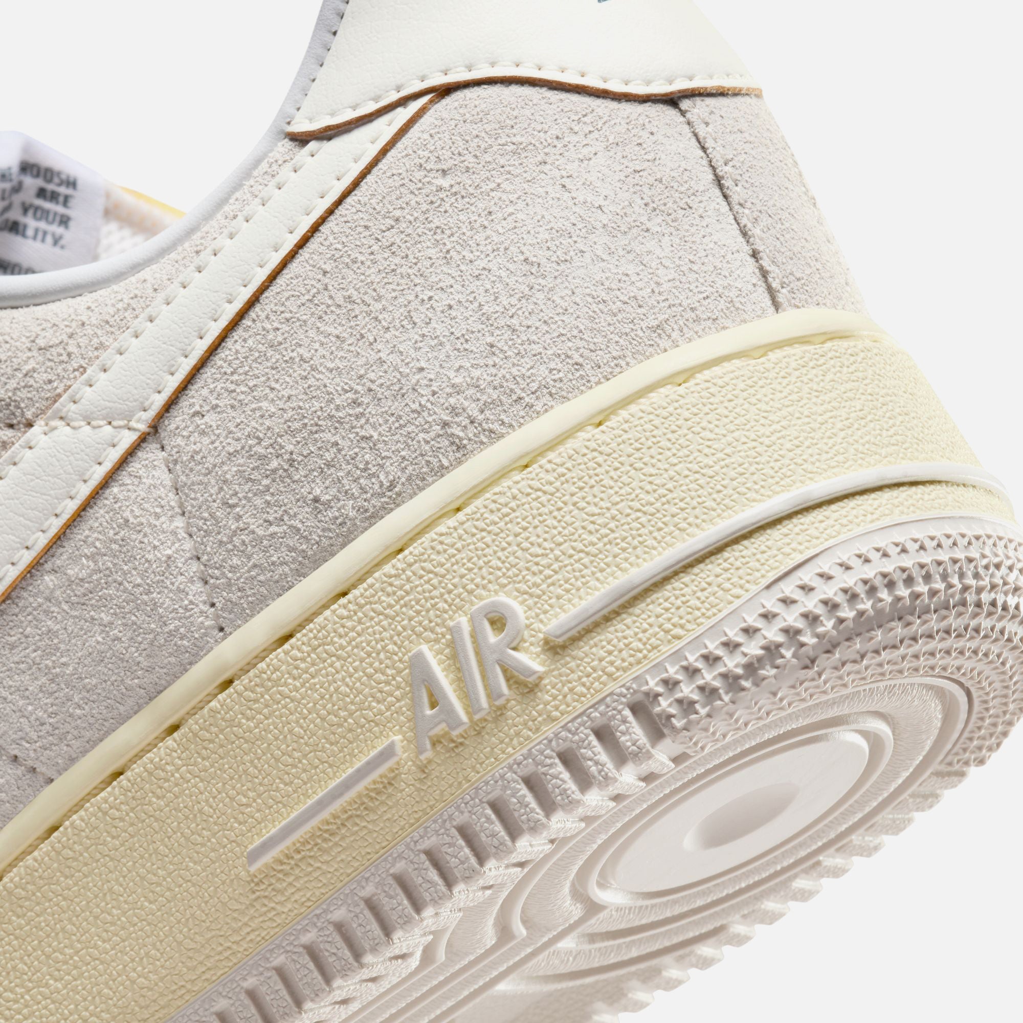 Nike Air Force 1 '07 - Light Orewood Brown / Sail / Coconut Milk