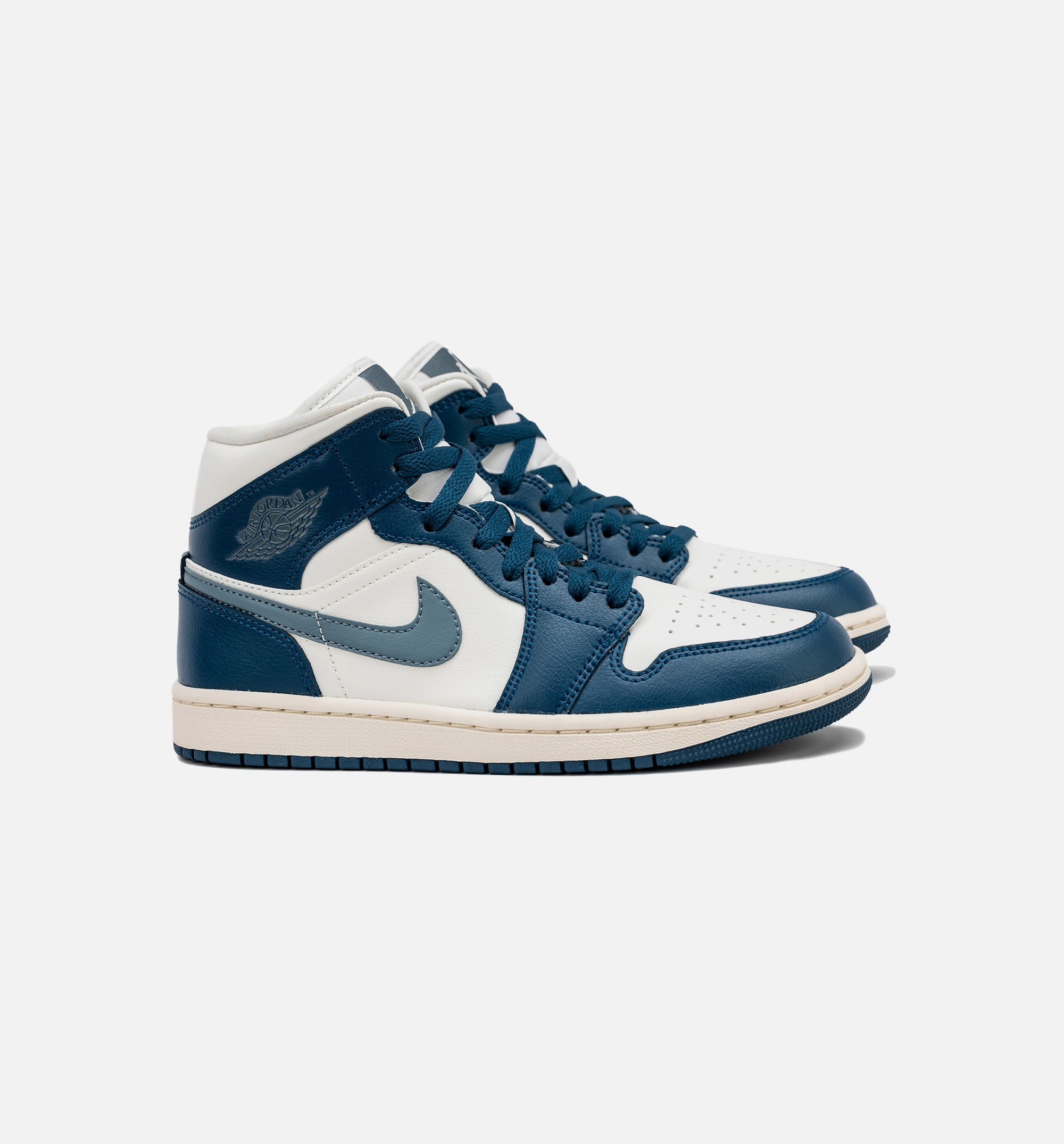 Air Jordan 1 Retro Mid Sky J French Blue Womens Lifestyle Shoe - Sky J French Blue/Sail/Ozone Blue