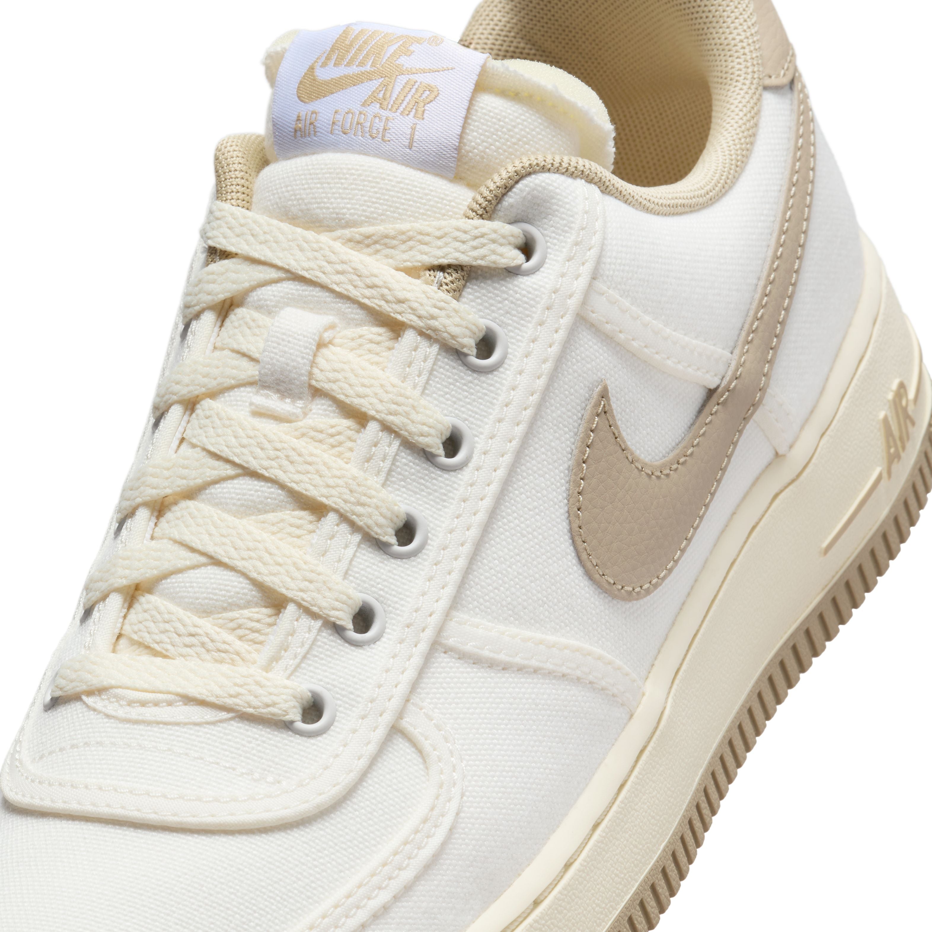 Wmns Air Force 1 '07 'Sail Limestone'