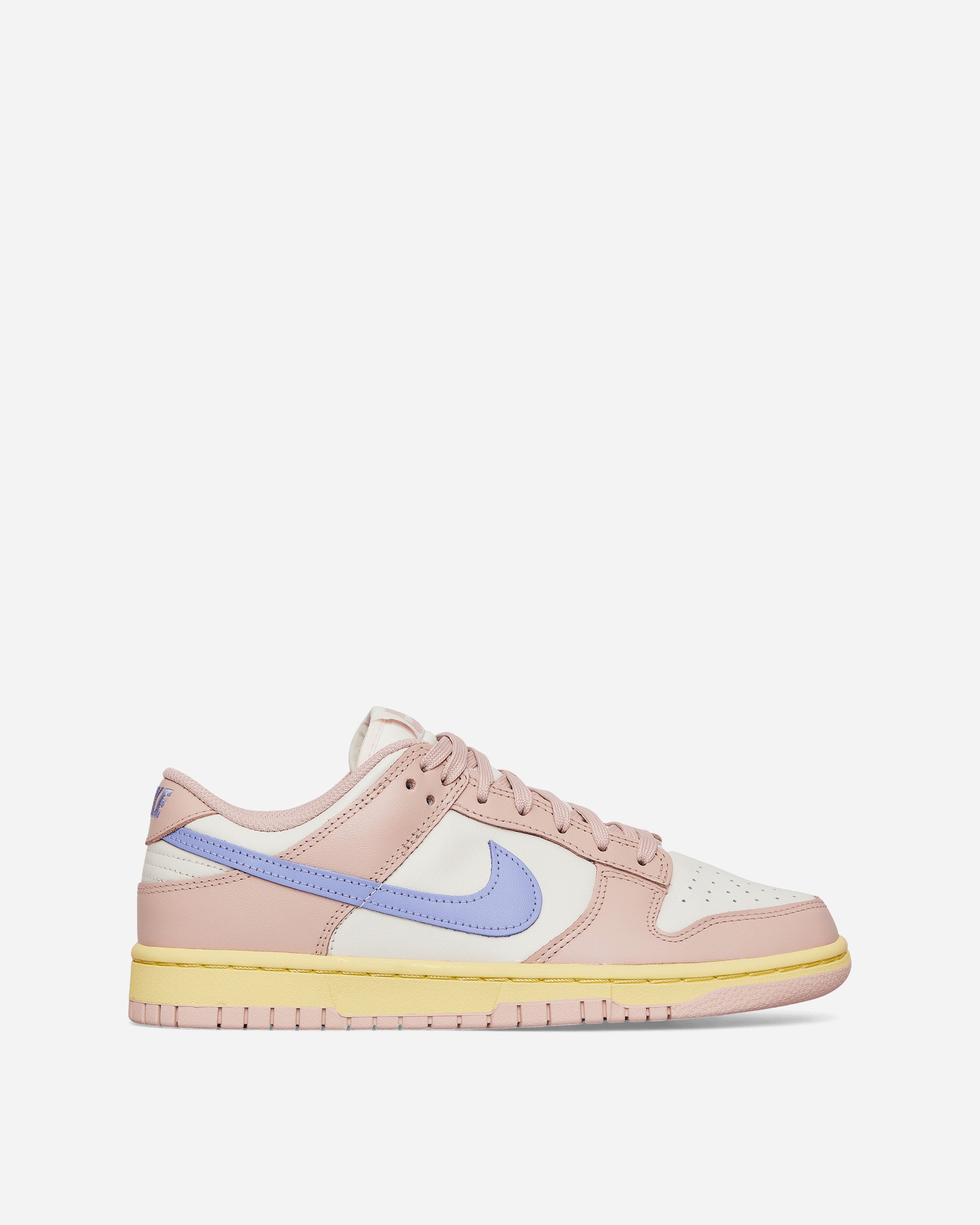 WMNS Dunk Low Sneakers Pink Oxford