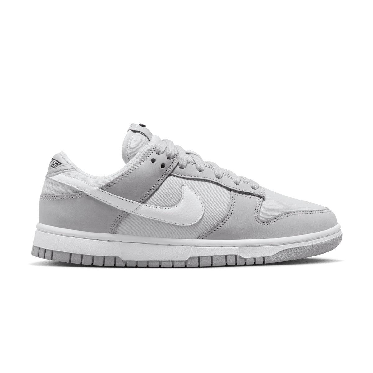 Wmns Dunk Low LX 'Light Smoke Grey'