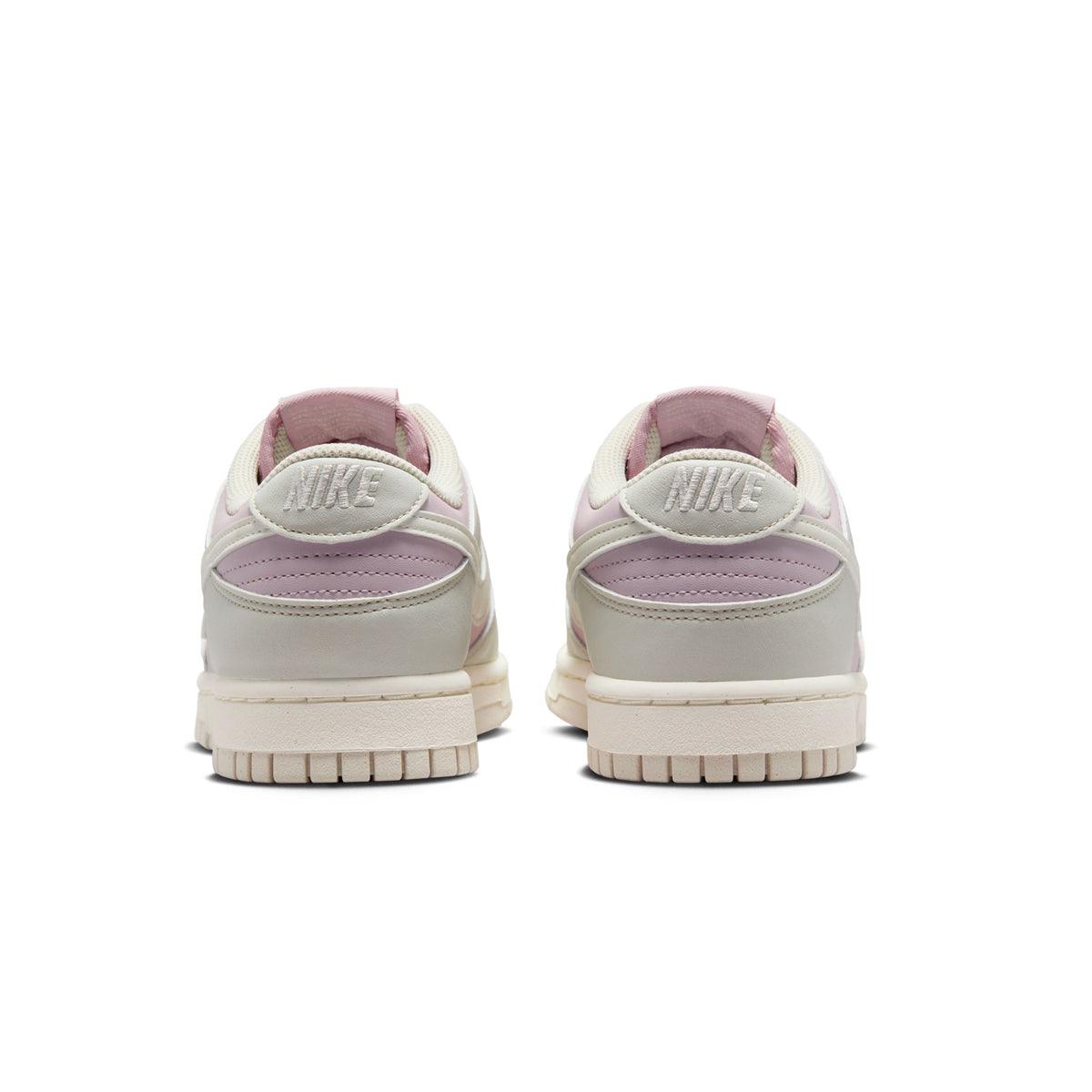 Wmns Dunk Low Next Nature 'Light Bone Pink'