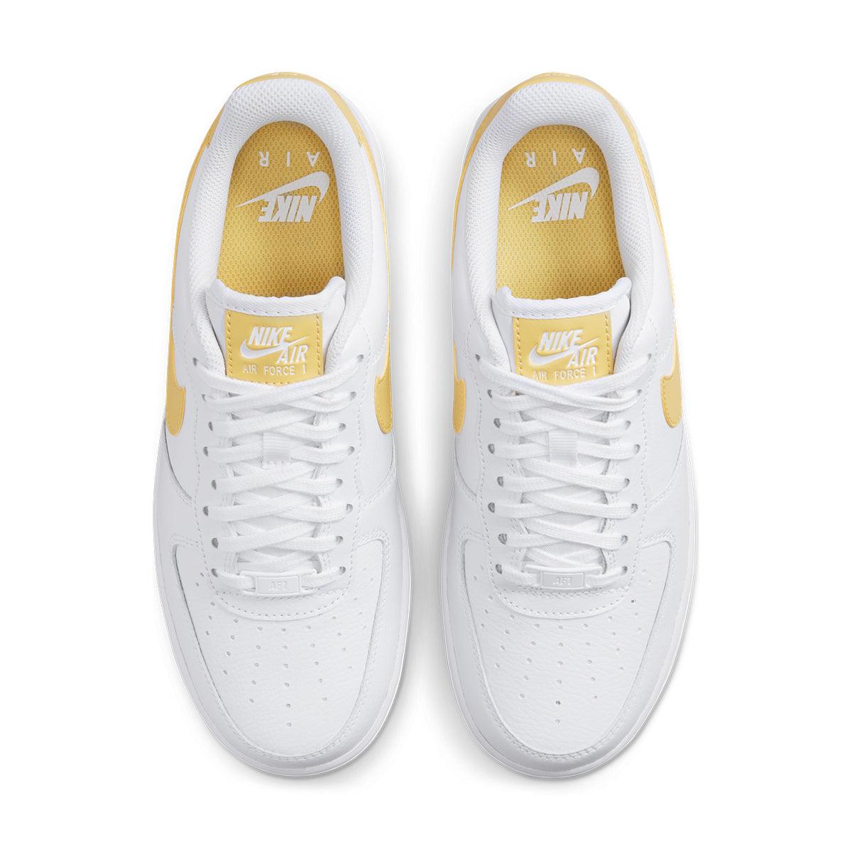 Wmns Air Force 1 '07 'White Saturn Gold'