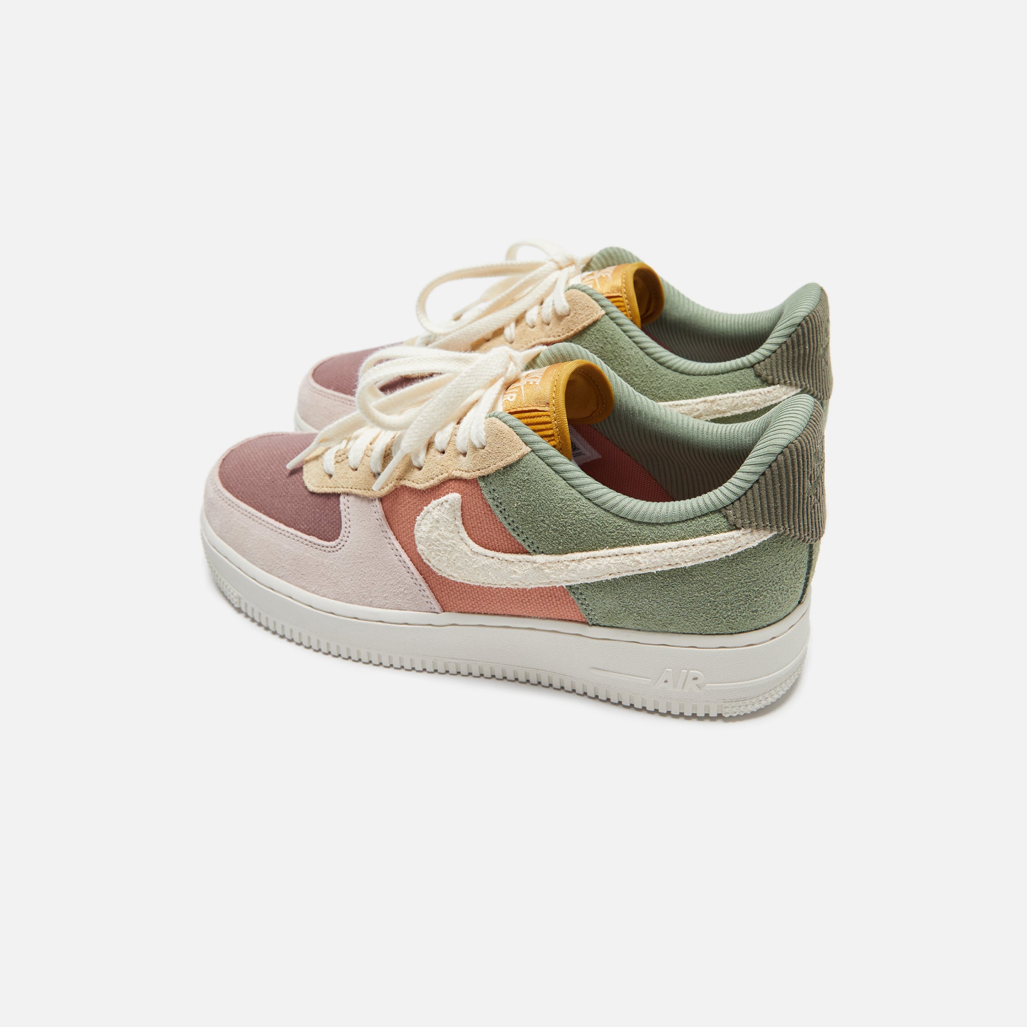 Nike WMNS Air Force 1 '07 - Oil Green / Terra Blush / Sesame / Pale Ivory