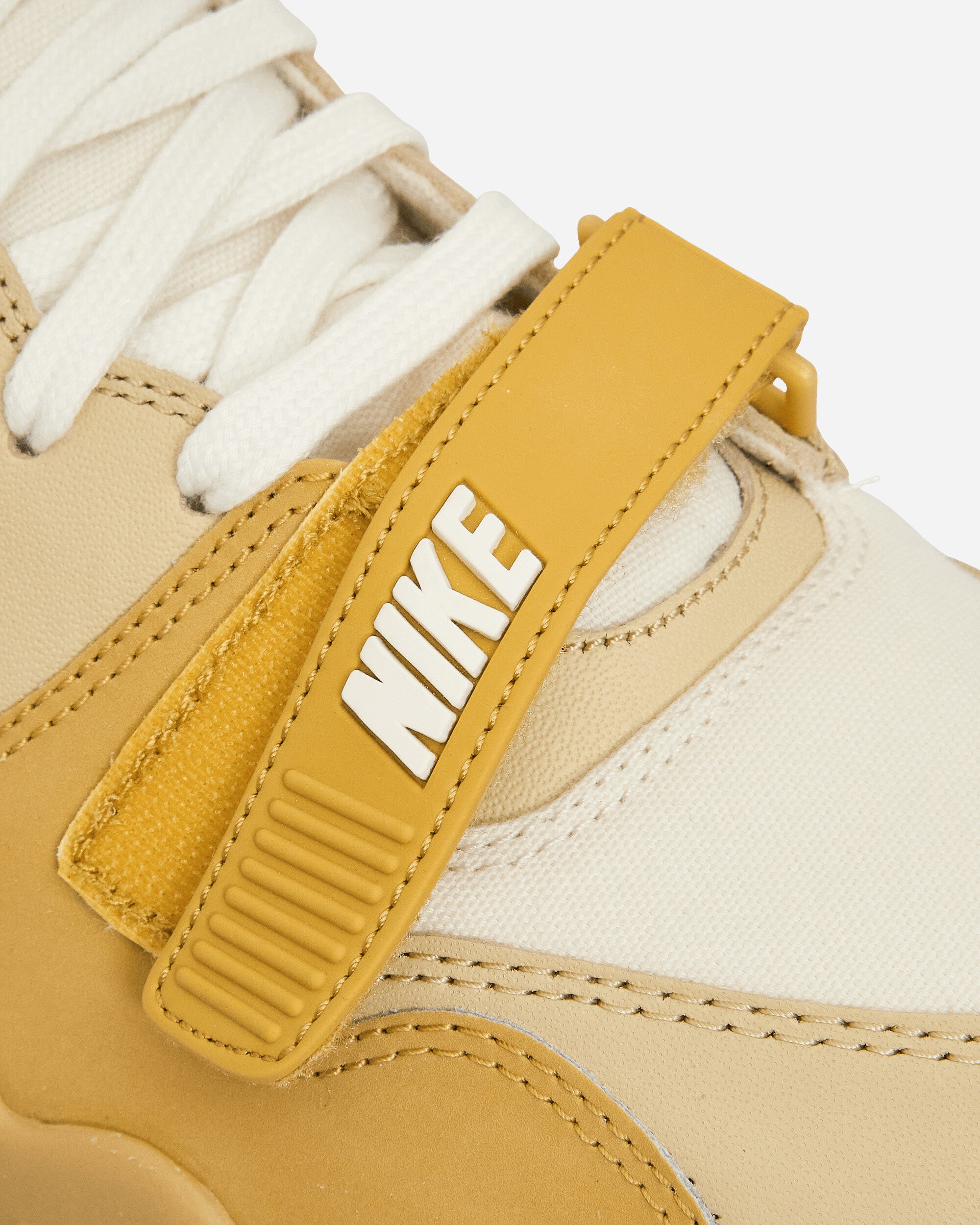 Air Trainer 1 Sneakers Coconut Milk