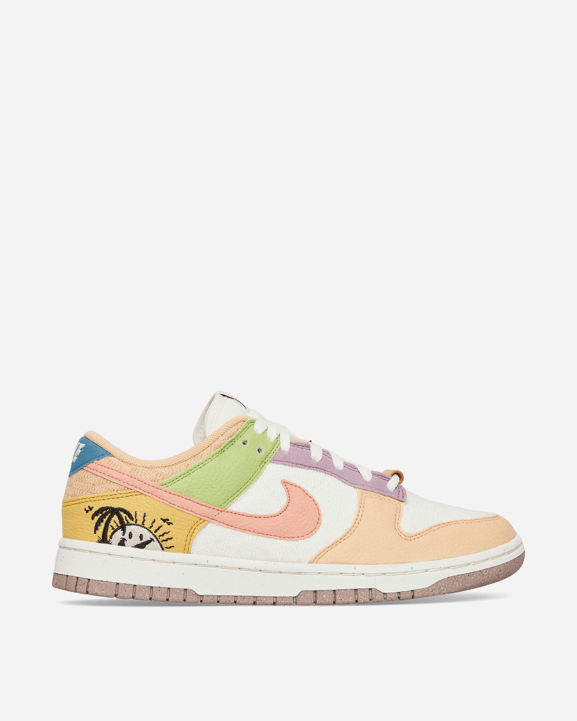 WMNS Dunk Low Sun Club Sneakers