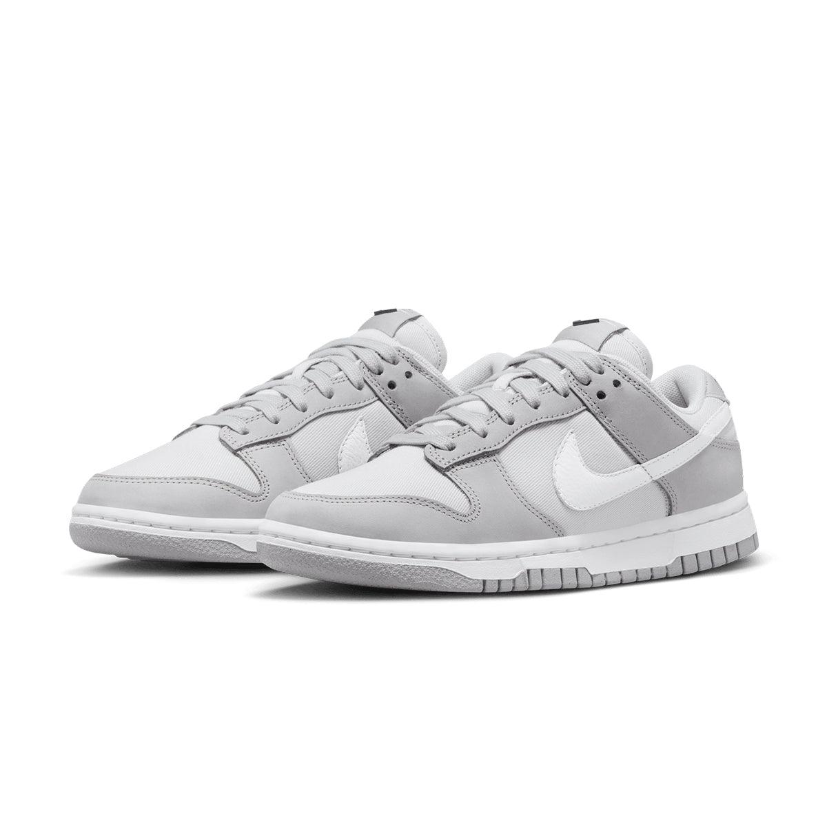 Wmns Dunk Low LX 'Light Smoke Grey'