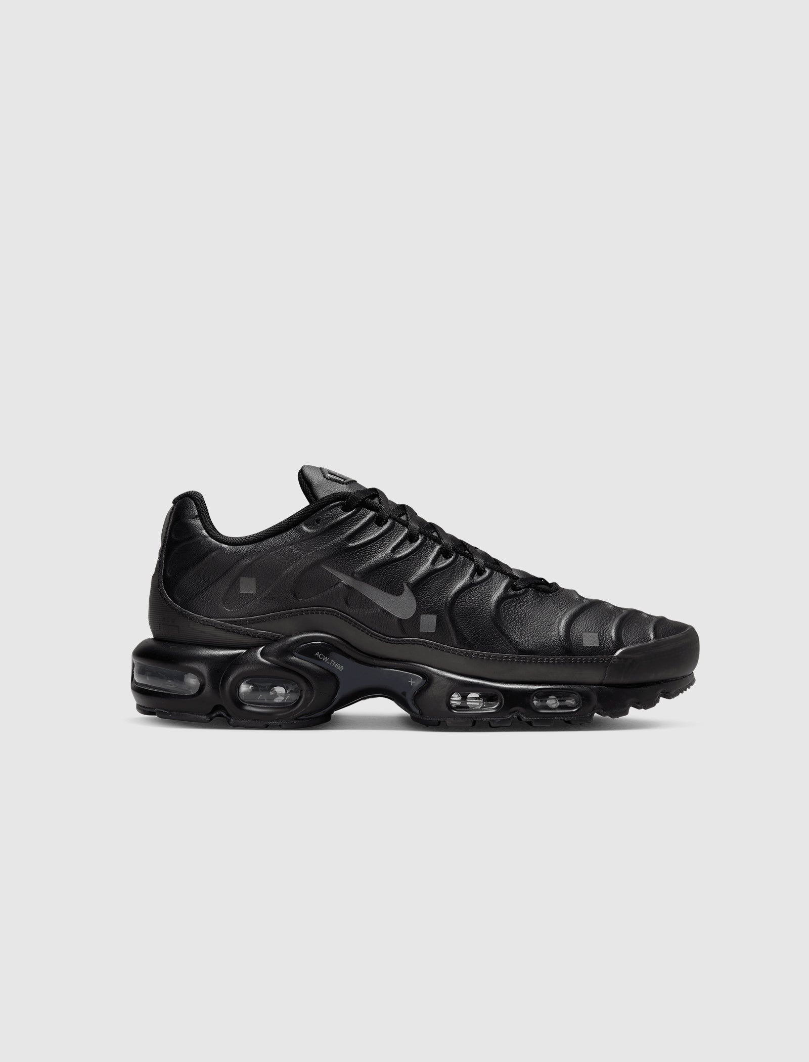 AIR MAX PLUS X A-COLD-WALL 