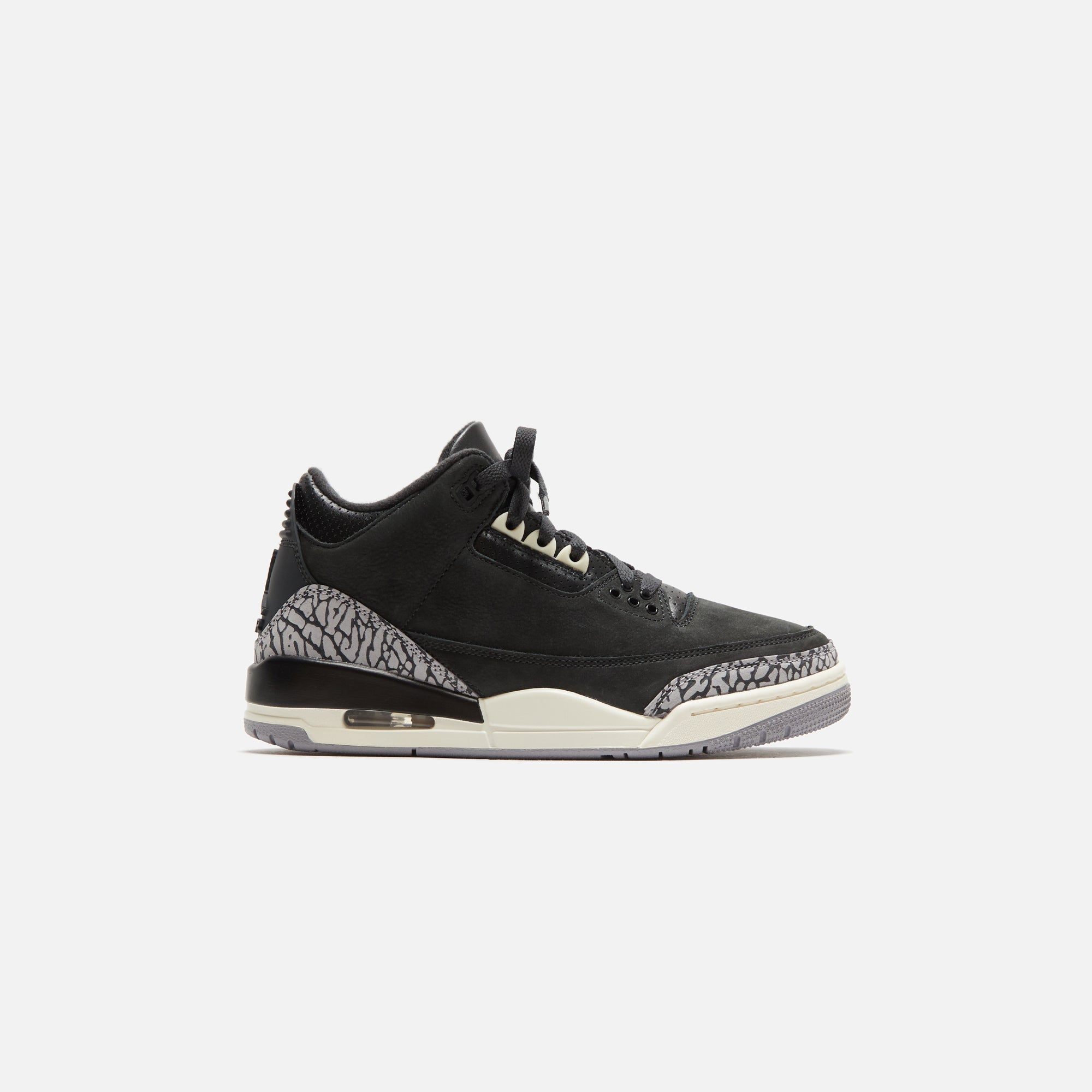 Nike WMNS Air Jordan 3 Retro - Off Noir / Black / Coconut Milk