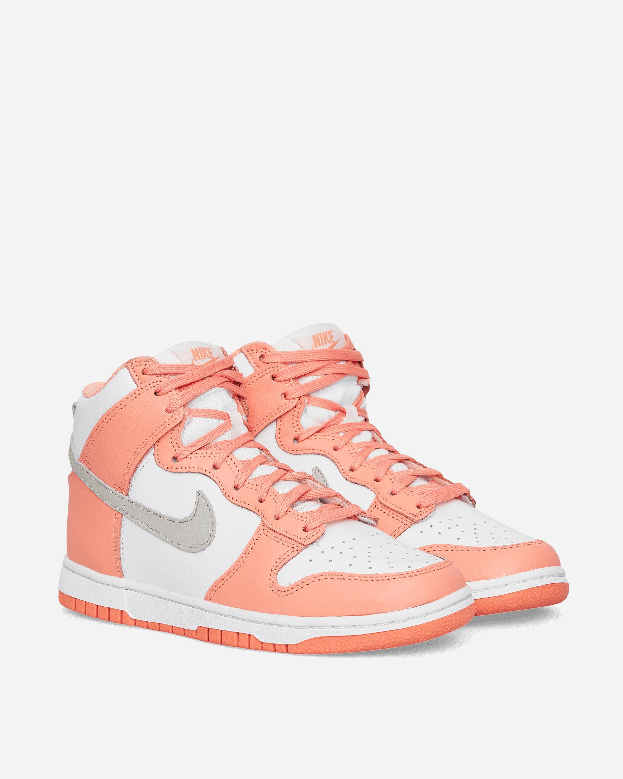 WMNS Dunk High Sneakers Salmon