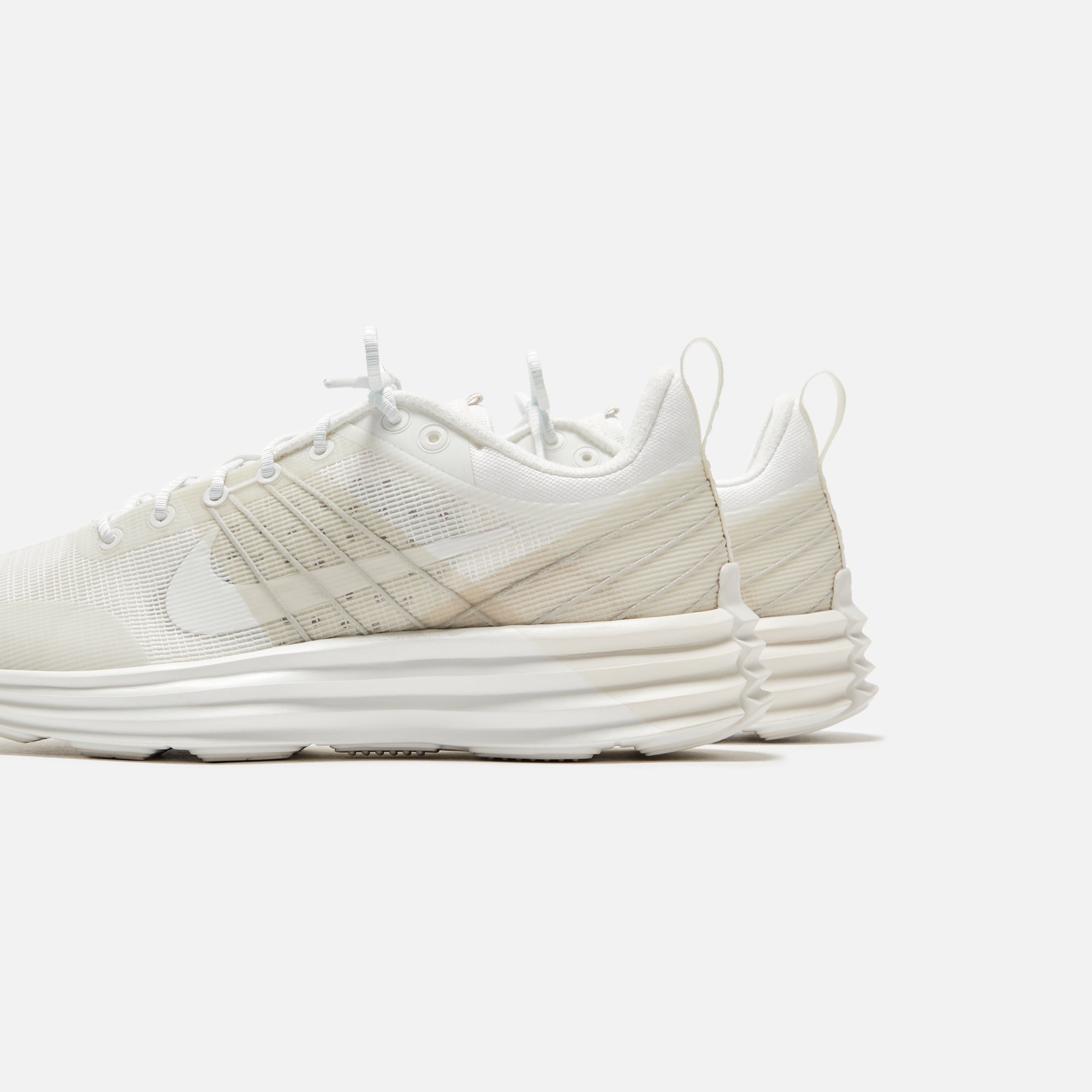 Nike Lunar Roam - Summit White / Phantom / Light Bone / Summit White