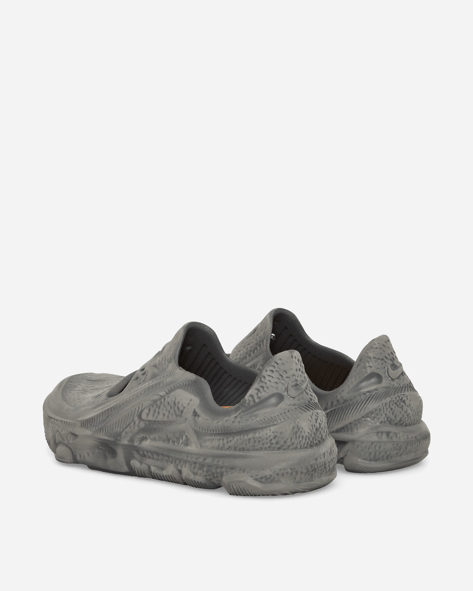 ISPA Universal Sneakers Smoke Grey