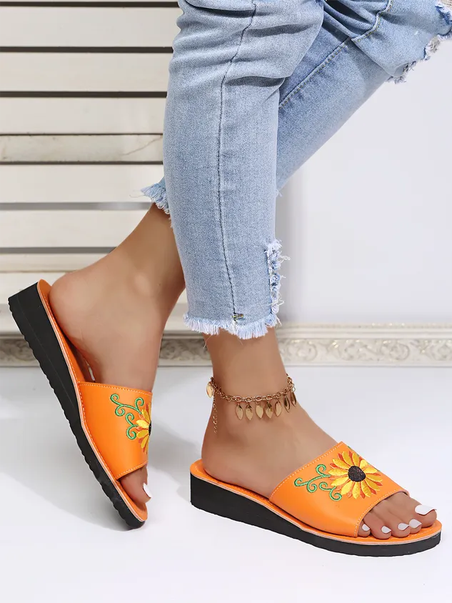 Sunflower Embroidered Print Casual Sandal Slippers