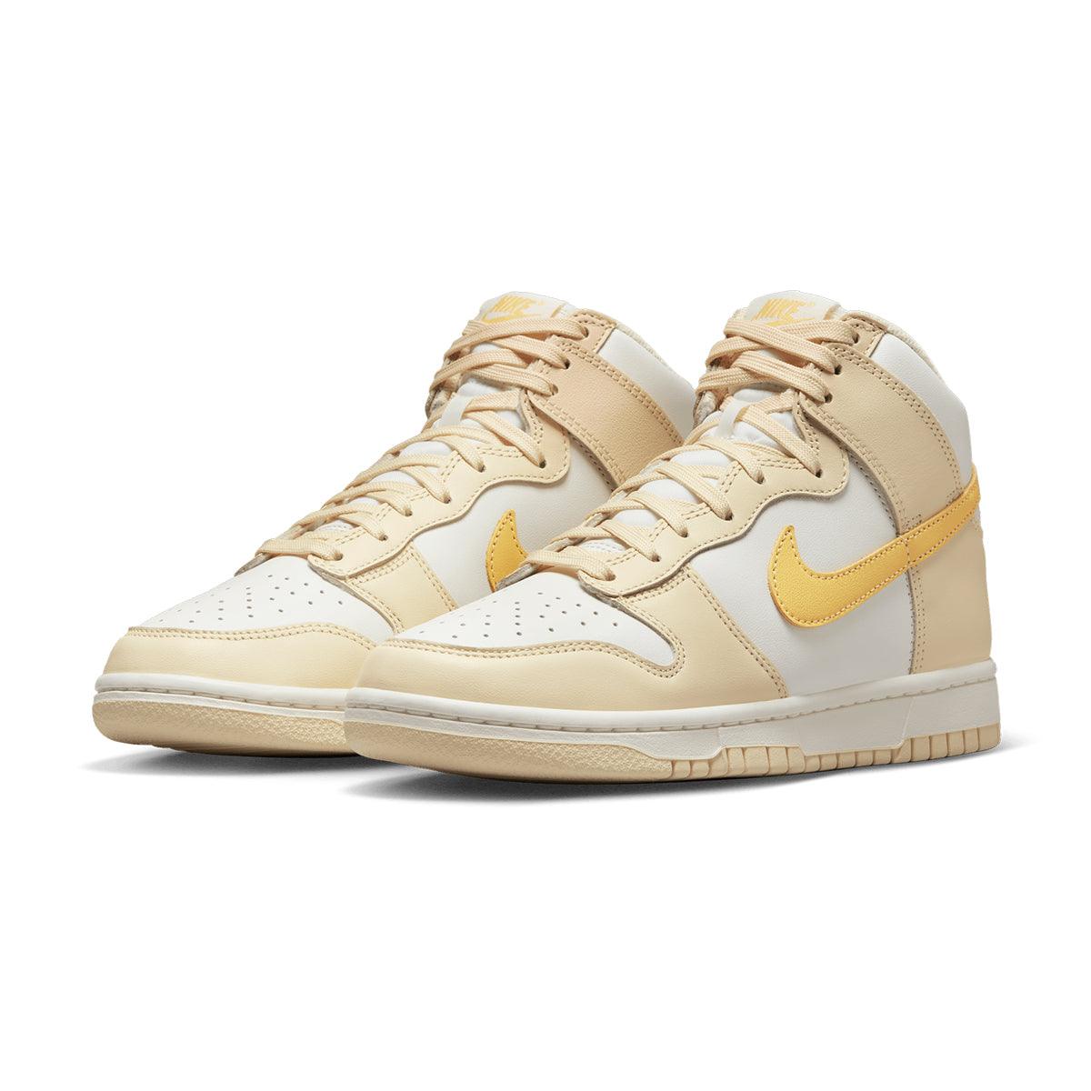 Wmns Dunk High 'Pale Vanilla Gold'