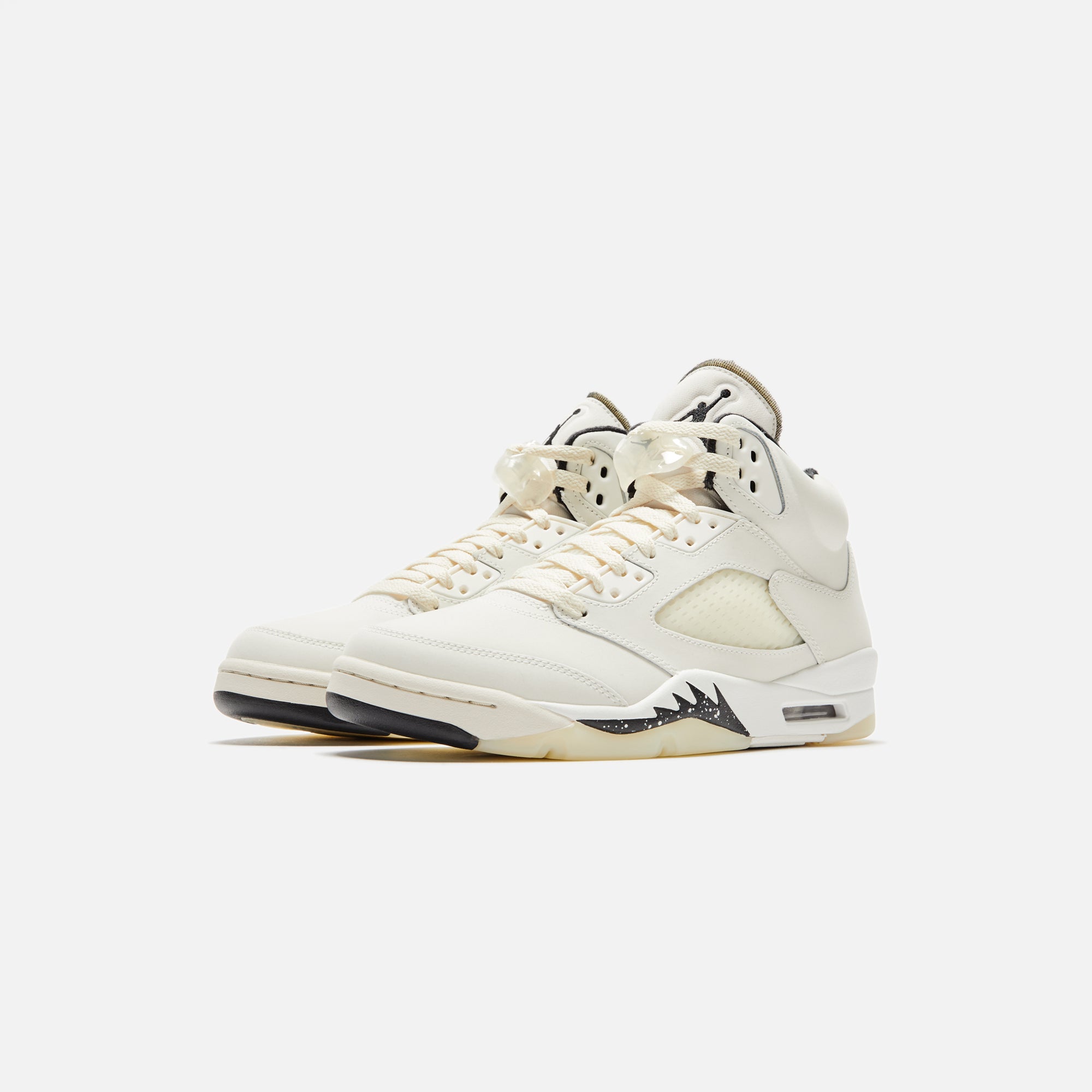 Nike Air Jordan 5 SE - Sail / Black-Light Orewood Brown / Coconut Milk