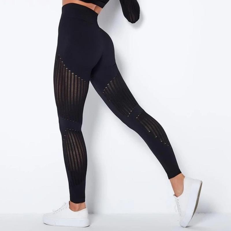 Seamless Knitted Striped Yoga Pants