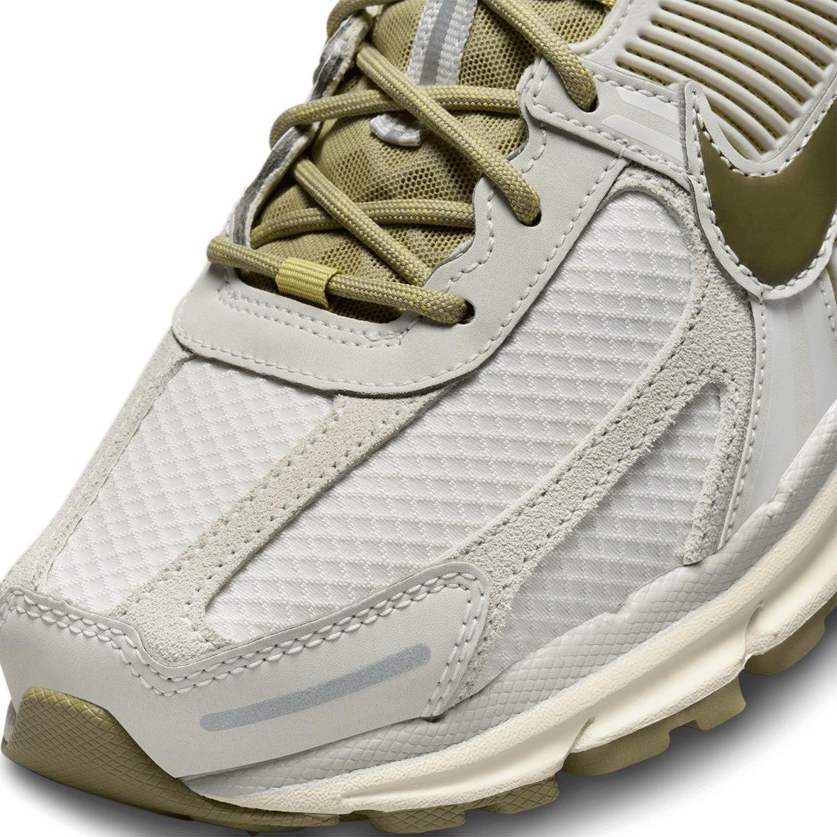 Zoom Vomero 5 'Light Bone Medium Olive'