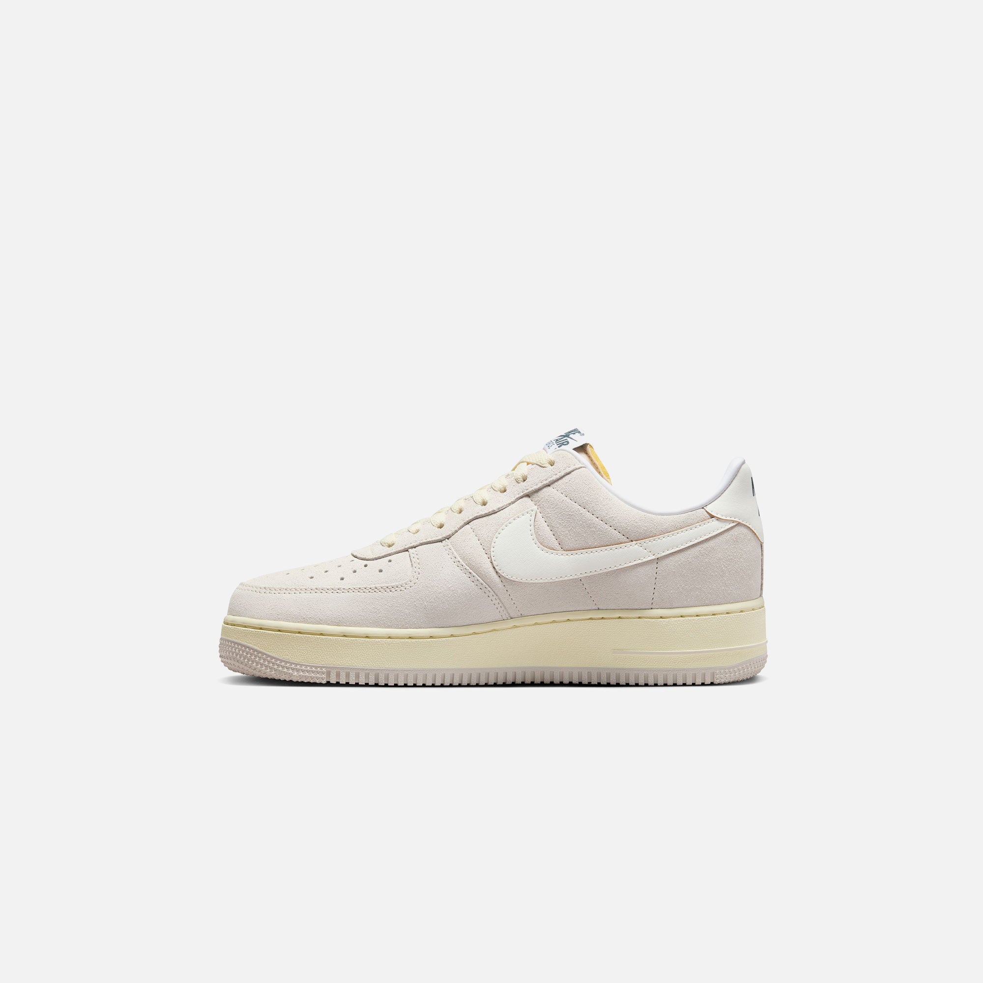 Nike Air Force 1 '07 - Light Orewood Brown / Sail / Coconut Milk