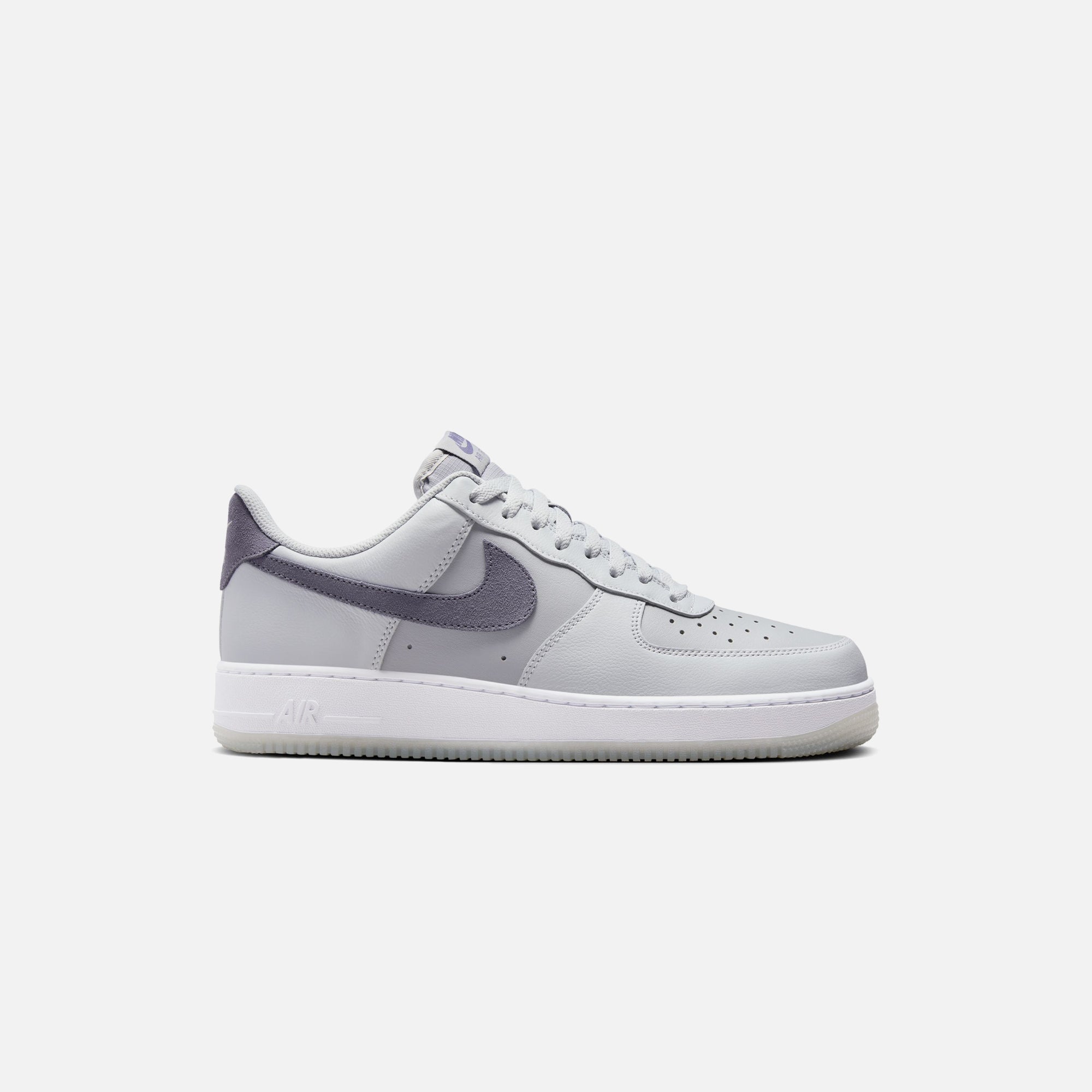 Nike Air Force 1 '07 Lv8 - Pure Platinum / Light Carbon