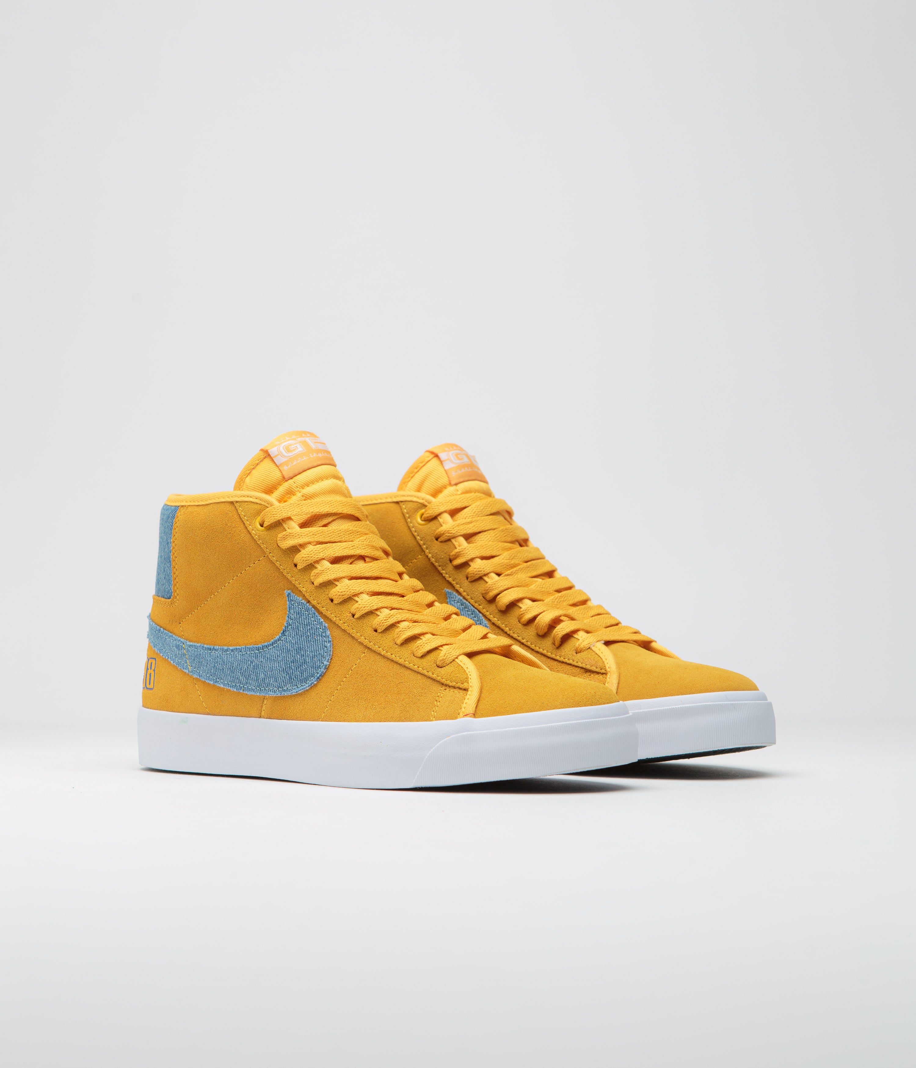 Nike SB Blazer Mid Pro GT Shoes - University Gold / Game Royal