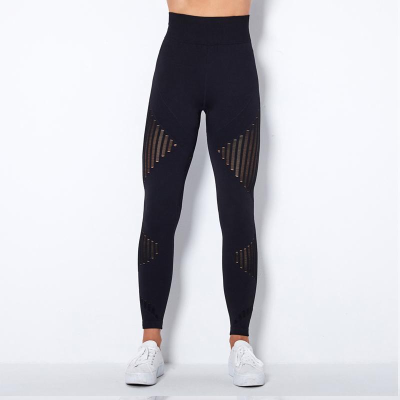 Seamless Knitted Striped Yoga Pants