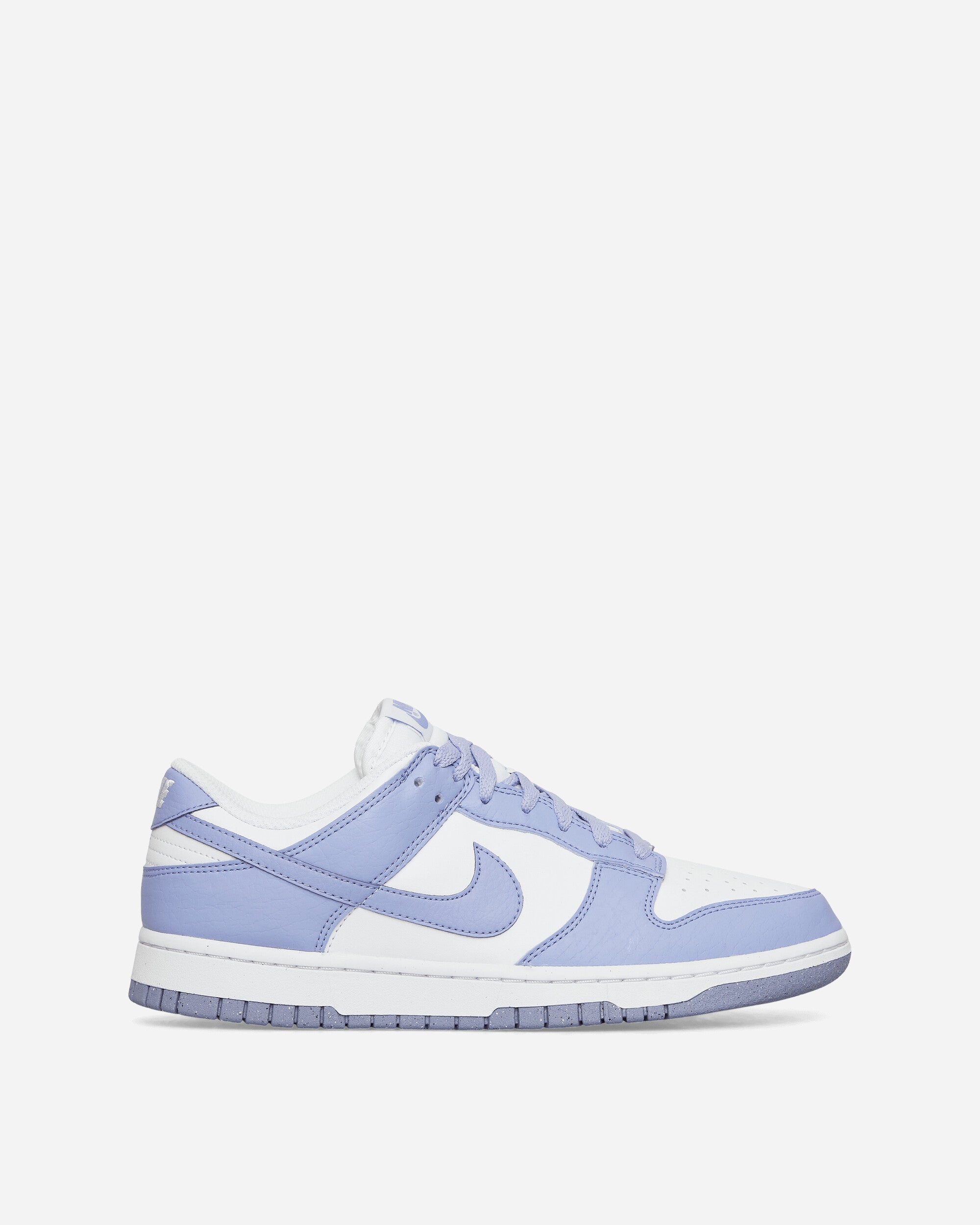 WMNS Dunk Low Next Nature Sneakers White / Light Thistle