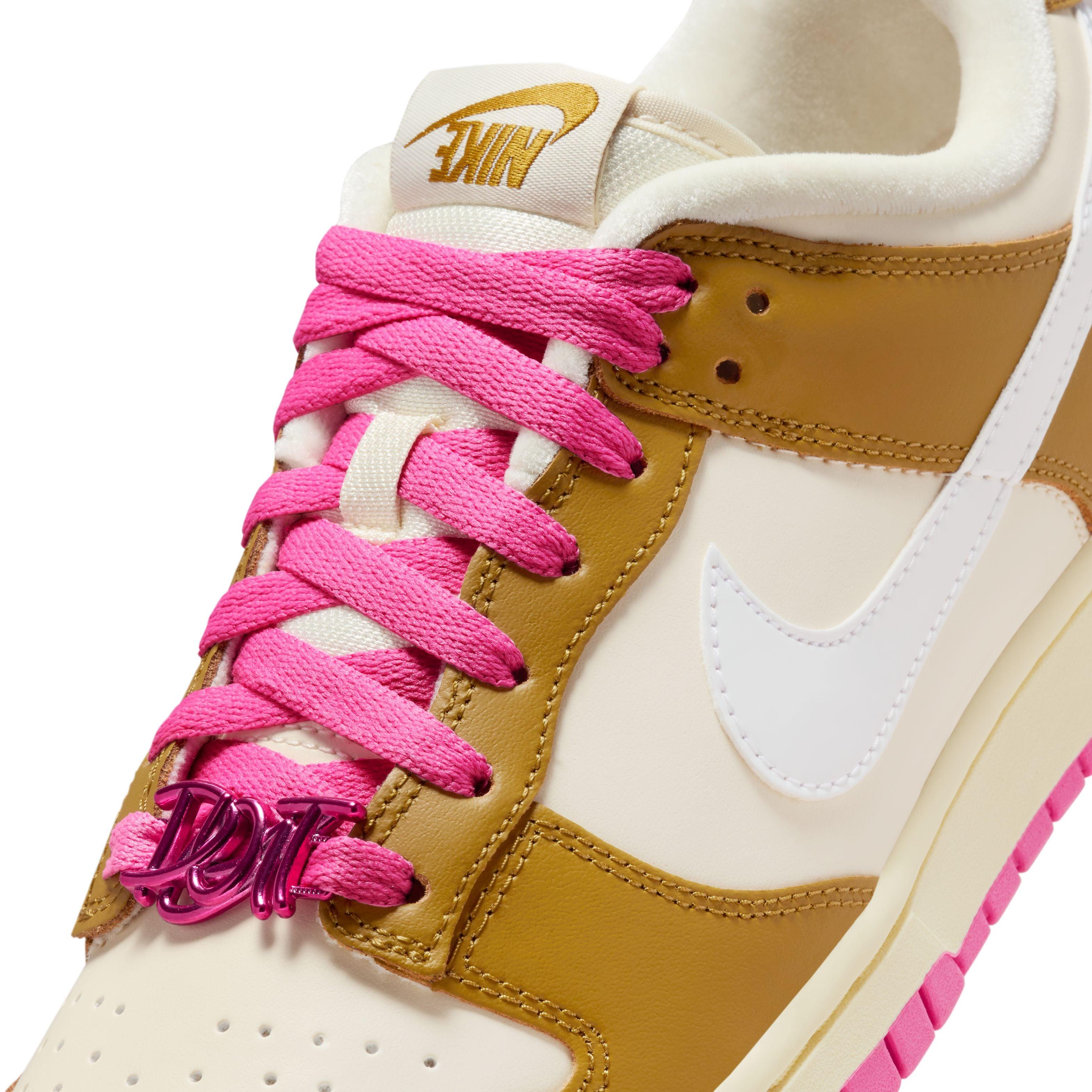 Wmns Dunk Low SE 'Bronzine'