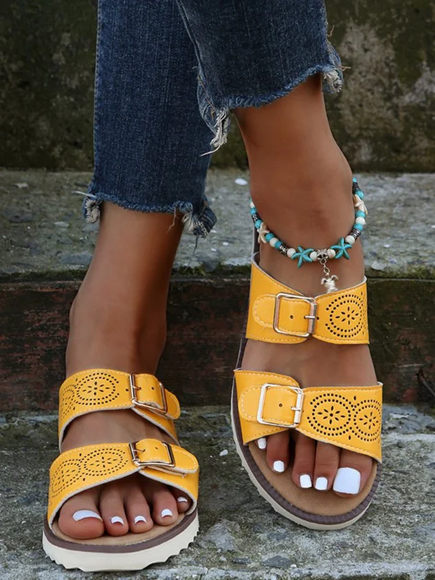 Cutout Buckle Casual Beach Slippers