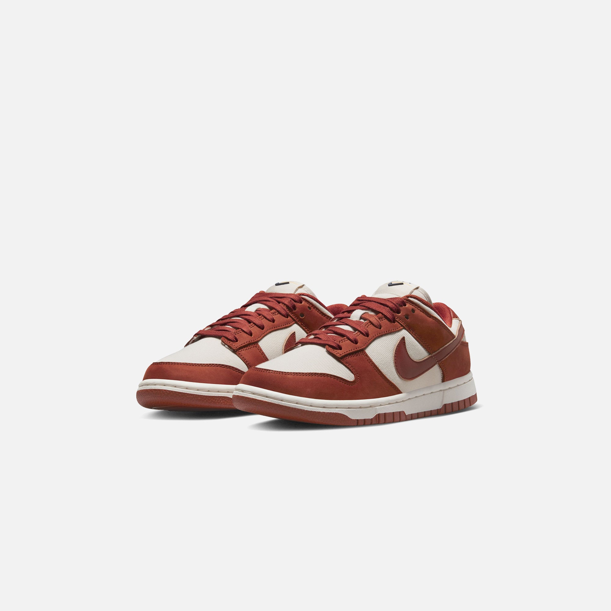 Nike WMNS Dunk Low LX - Orewood Brown / Rugged Orange