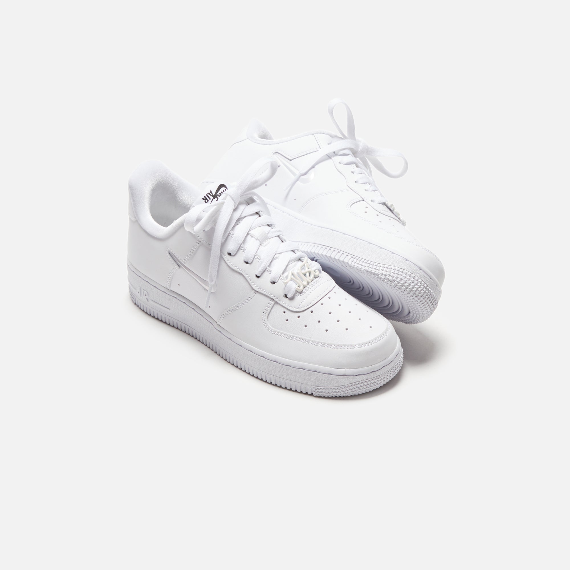 Nike WMNS Air Force 1 `07 SE - White / Multi / Color / Black