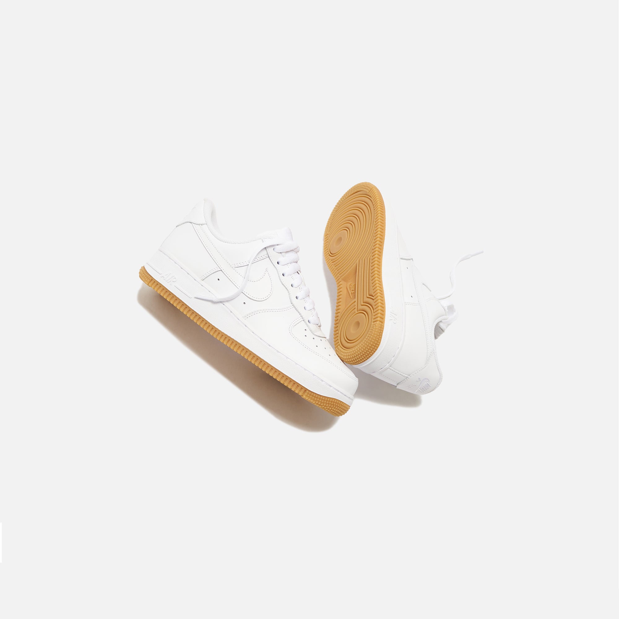 Nike Air Force 1 '07 LE - White / Gum / Light Brown