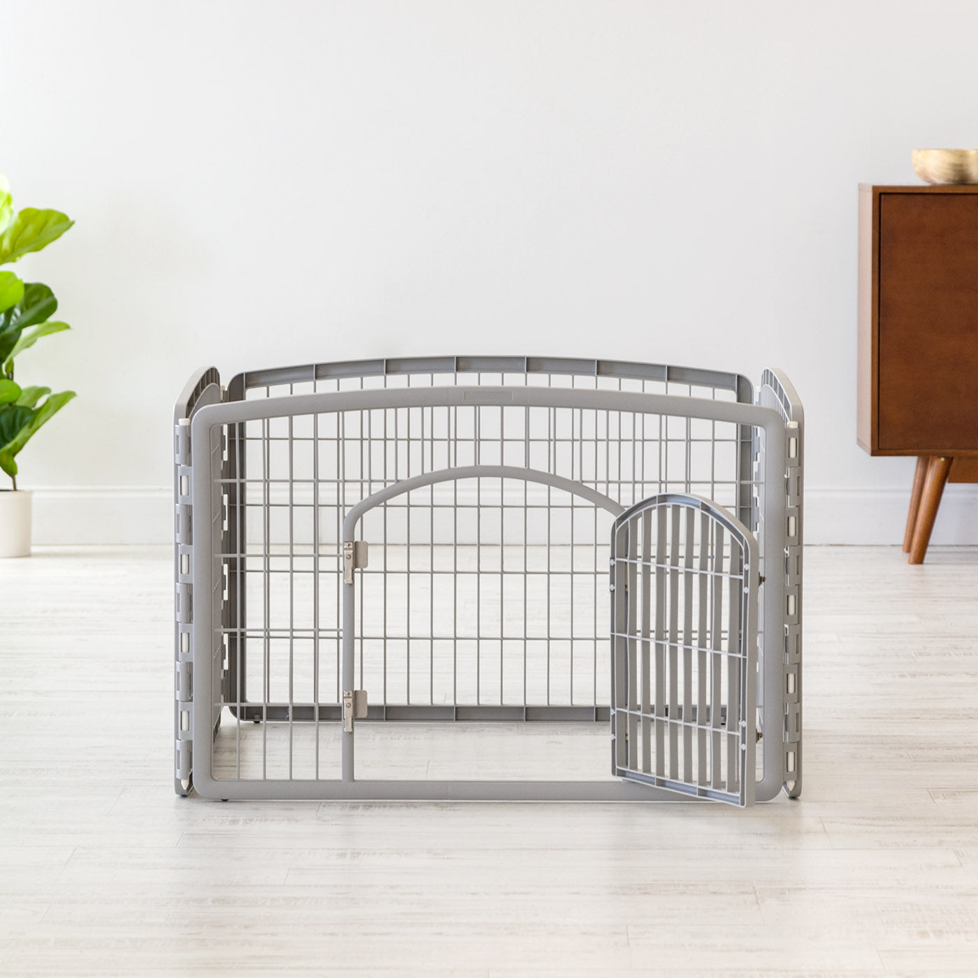 IRIS USA， 24'' 4 Panel Plastic Exercise Pet Playpen with Door， Gray