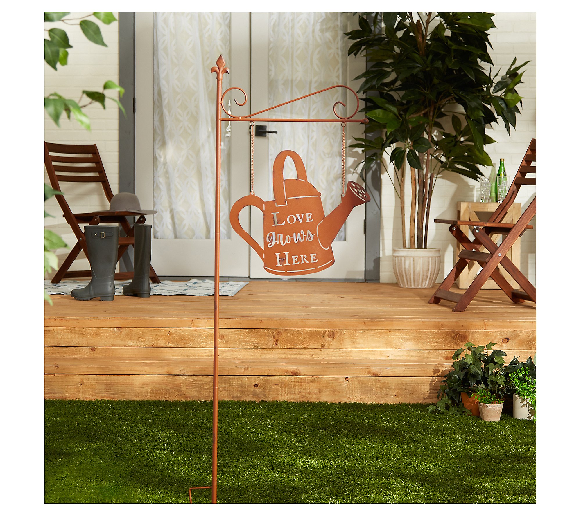 Design Imports Love Grows Here Garden Stake