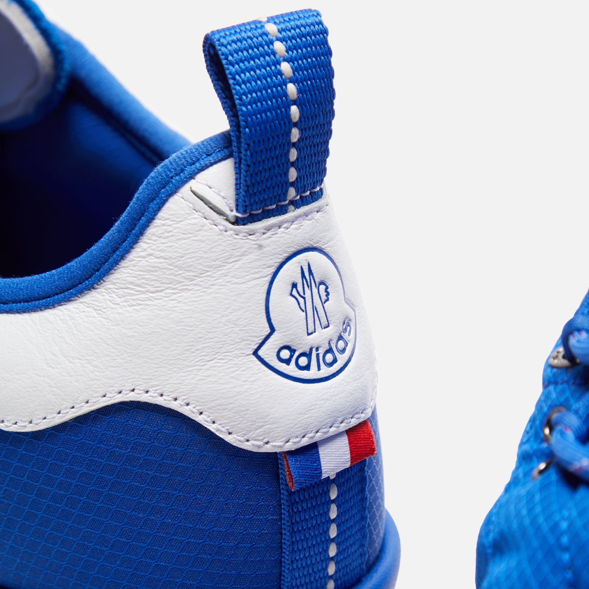 Moncler x adidas Originals Originals Campus Low Top - Blue