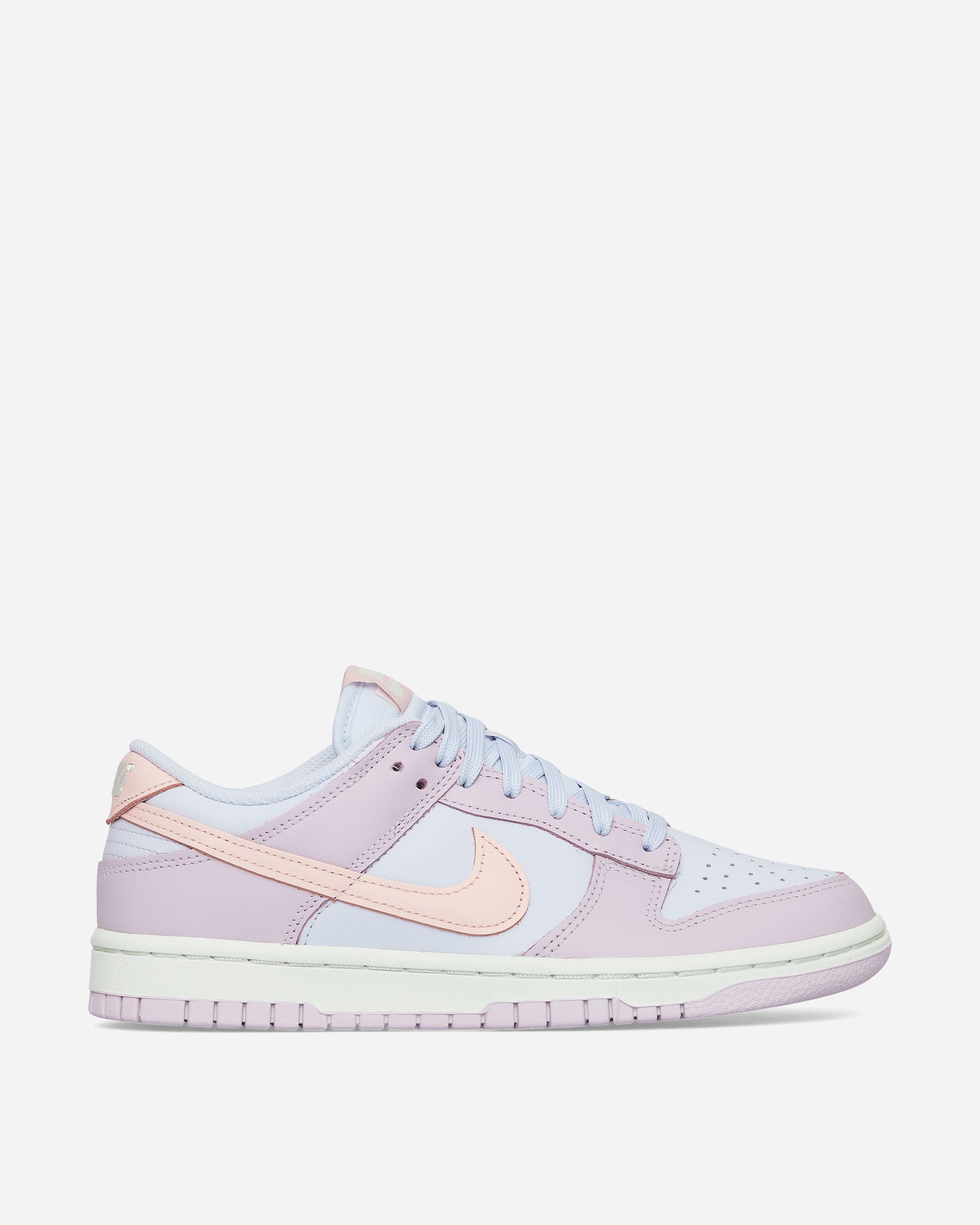 WMNS Dunk Low Sneakers Atmosphere Pink