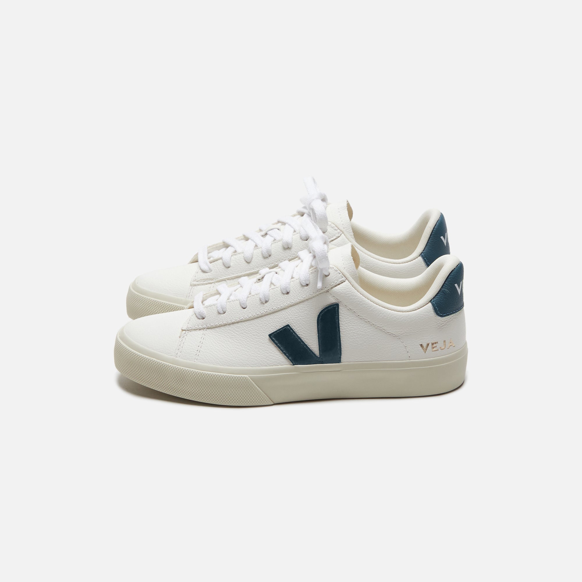 Veja Campo - Extra White / California