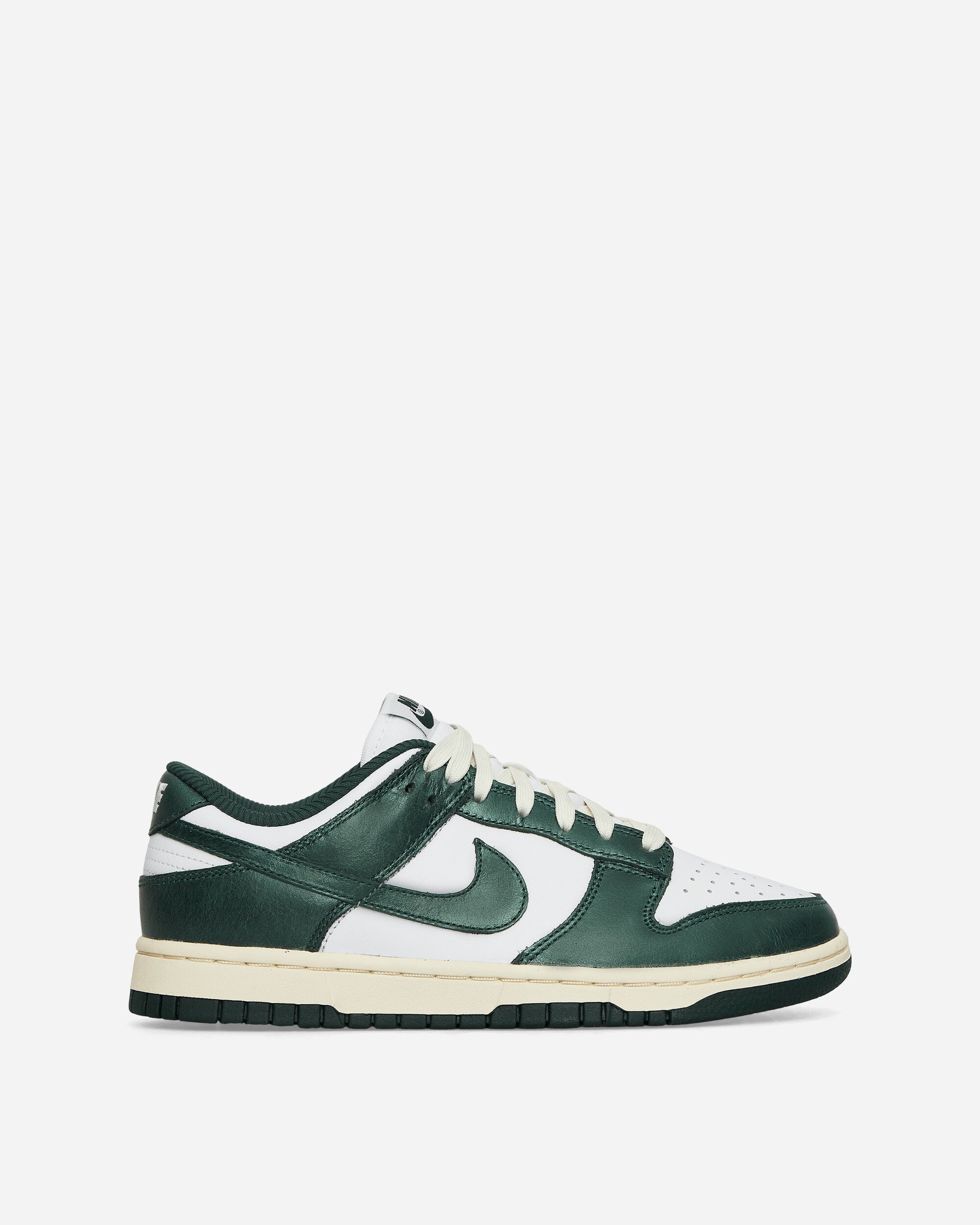 WMNS Dunk Low Sneakers White / Pro Green