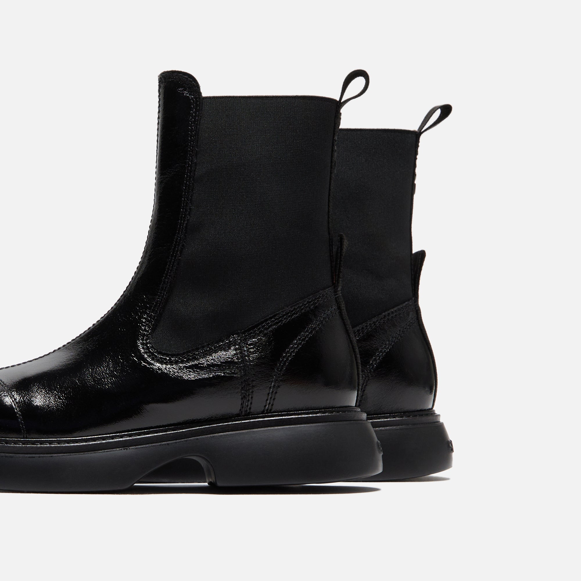 Ganni Everyday Mid Chelsea Boot - Naplack Black