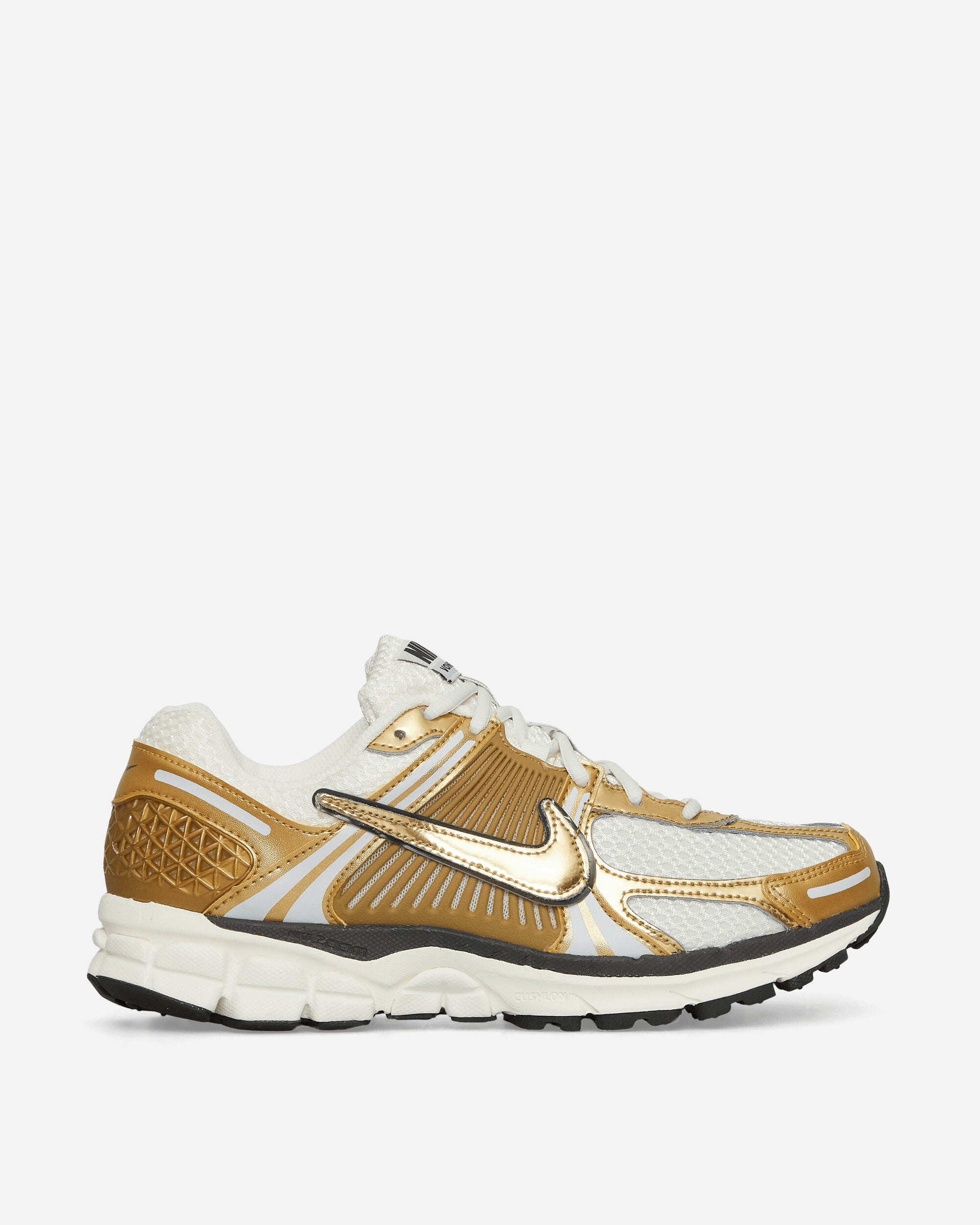 WMNS Zoom Vomero 5 Gold Sneakers Photon Dust / Metallic Gold